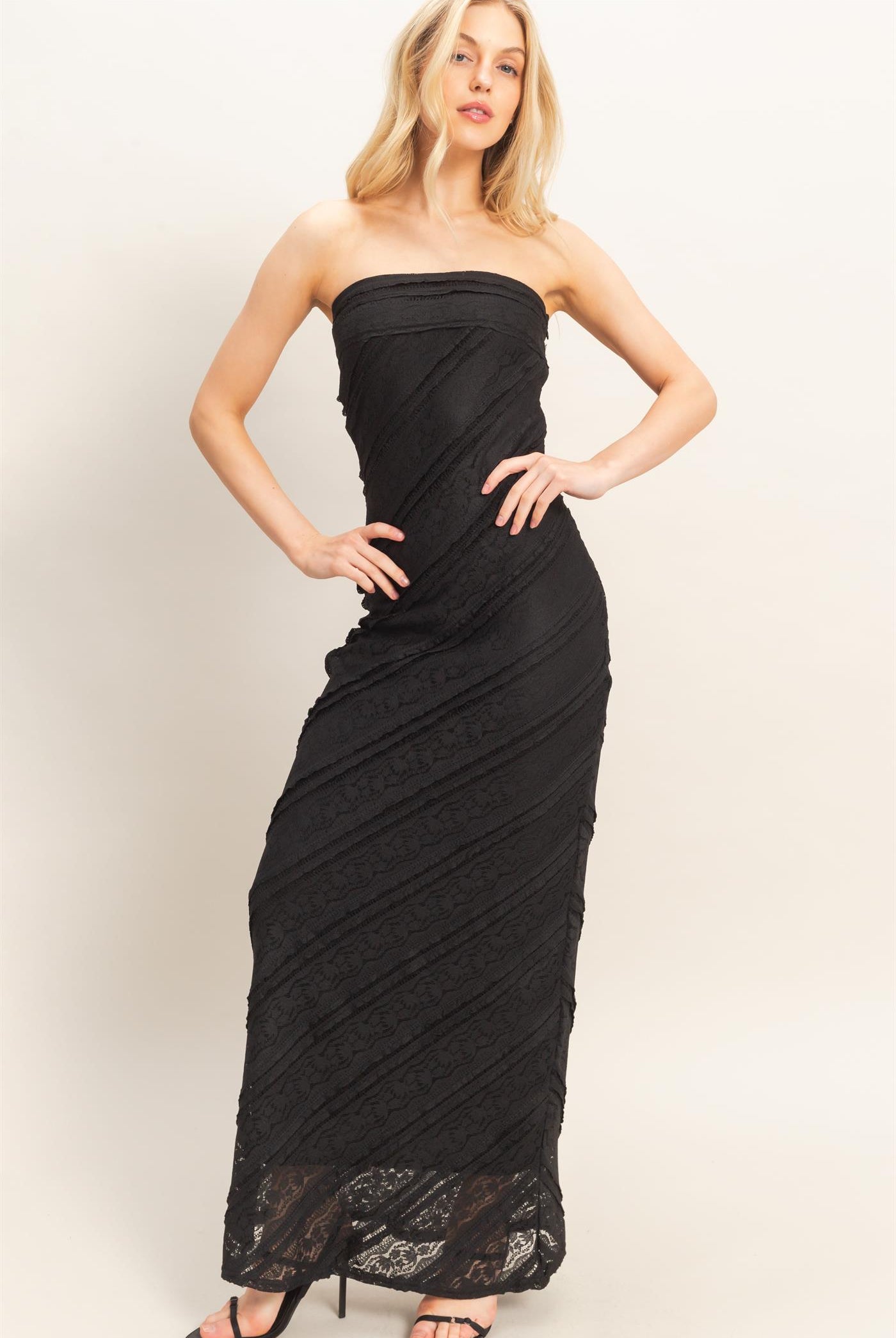 Wholesale Strapless Ruched Maxi Dress Dresses HF26A105 BLACK HYFVE
