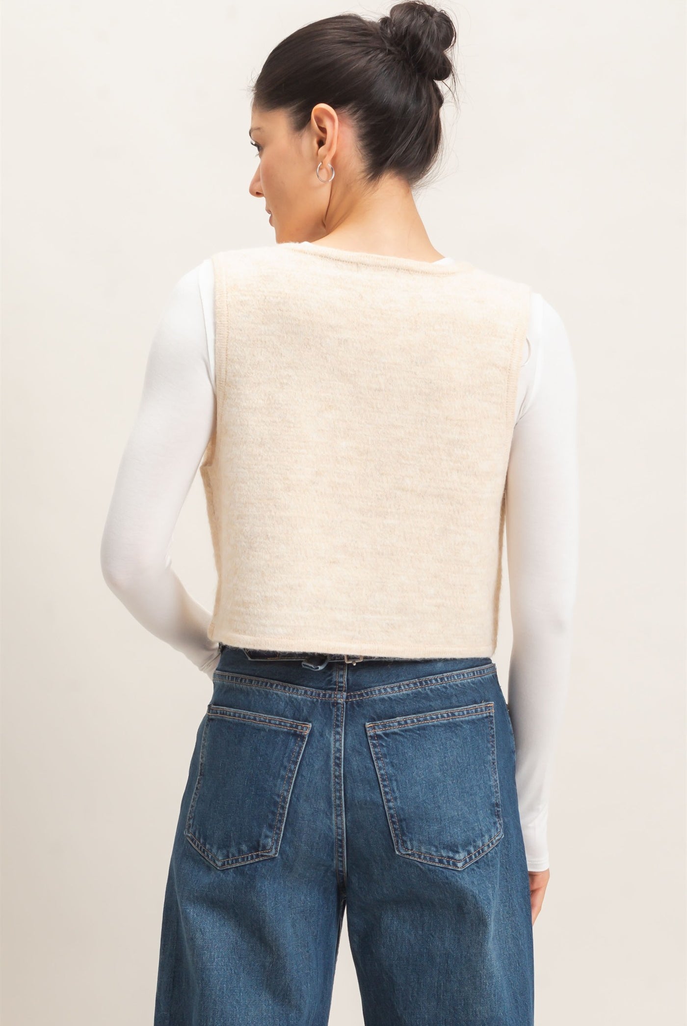 Wholesale Sweater Vest With Front Ties Sweaters HF26E140 OATMEAL HYFVE