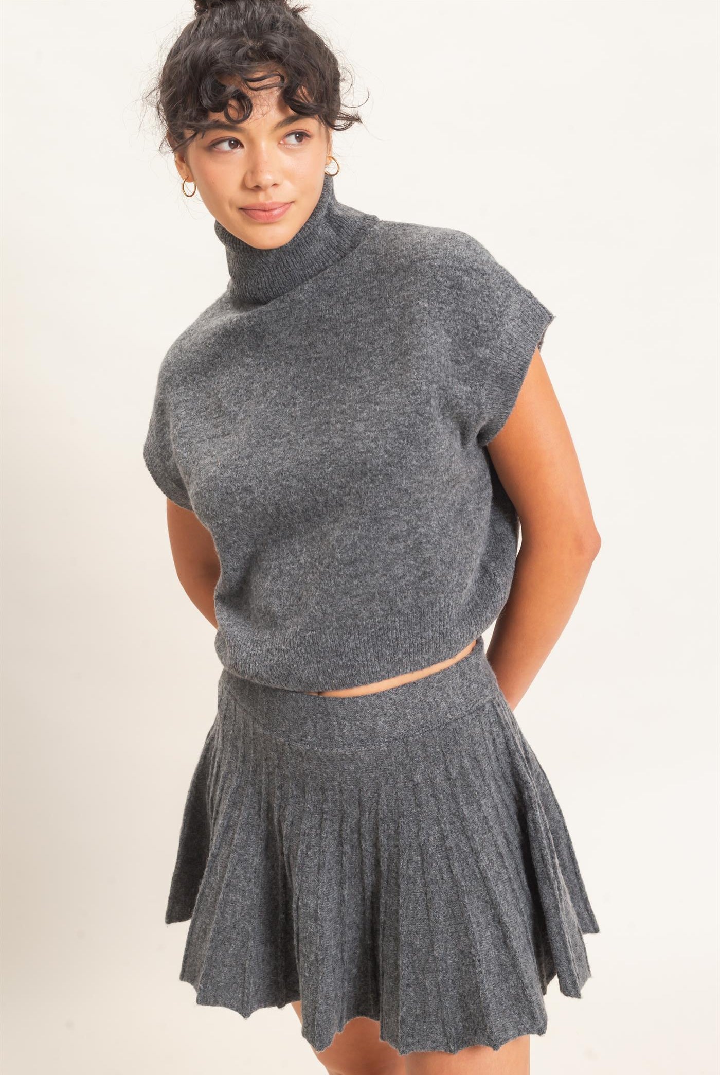Wholesale Turtleneck Crop Top And Pleated Skirt Set Clothing DZ26C981-SET CHARCOAL DOUBLE ZERO
