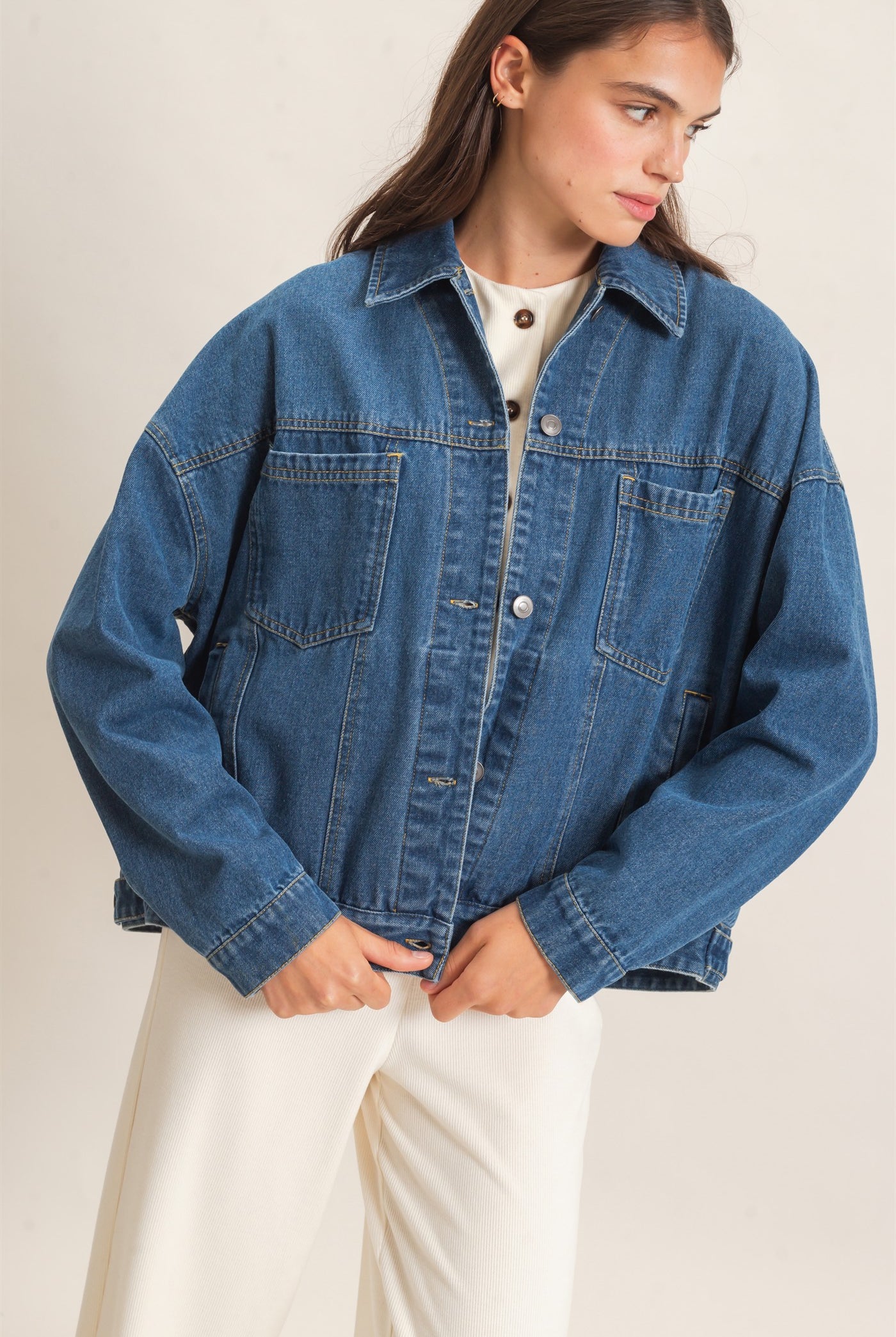 Wholesale Button-Up Denim Jacket Coats & Jackets HF26E001 LIGHT DENIM HYFVE