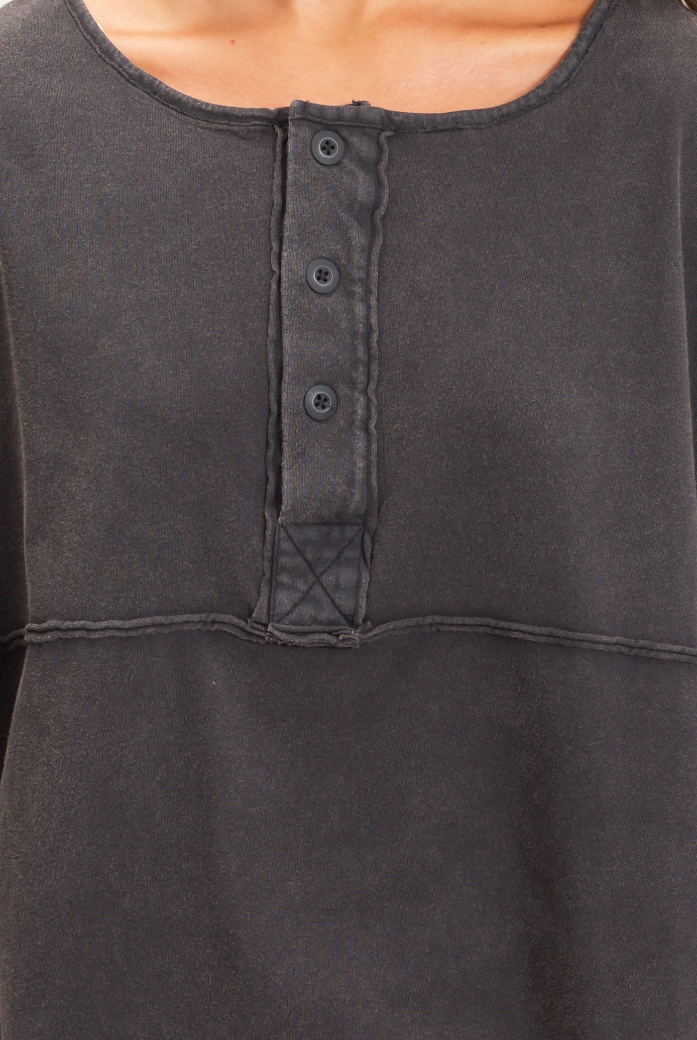 Wholesale Oversized Henley Top With Raw Edges Clothing Tops DZ26F128 BLACK DOUBLE ZERO