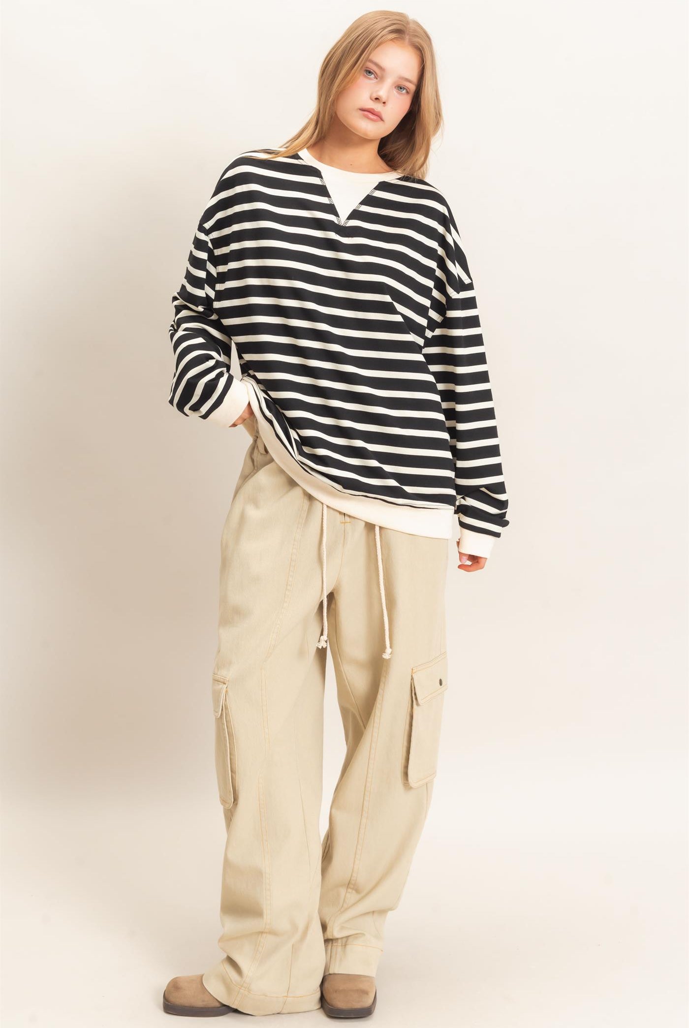 Wholesale Striped Long Sleeve Pullover Sweatshirts HF26F077 BLACK/CREAM HYFVE
