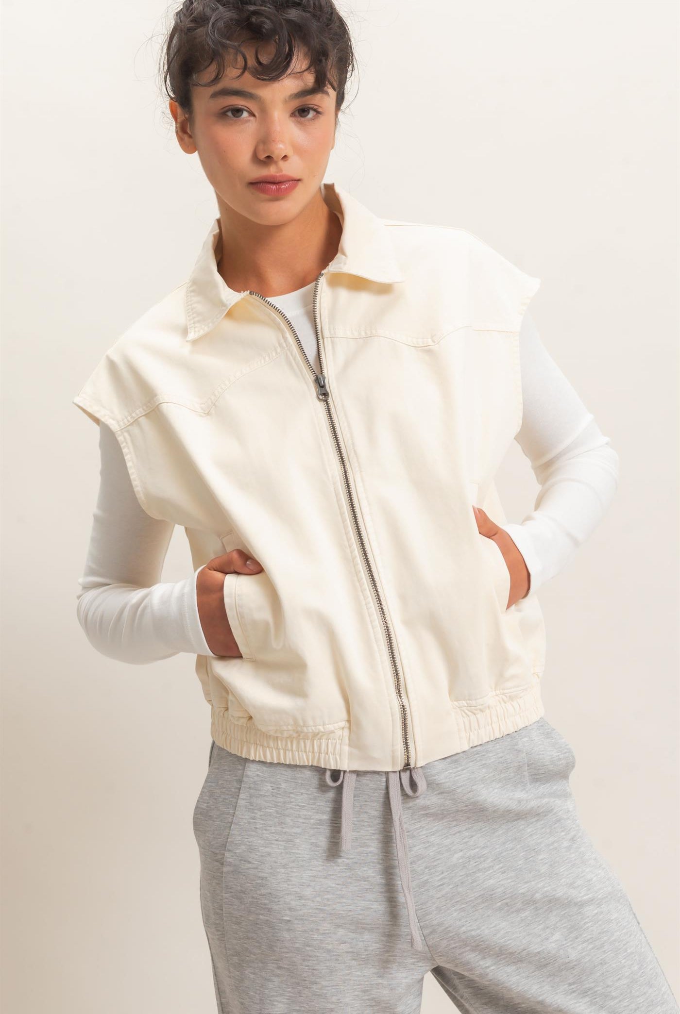 Wholesale Mineral Wash Sleeveless Zip-Up Collar Vest Vests DZ26E392 IVORY DOUBLE ZERO