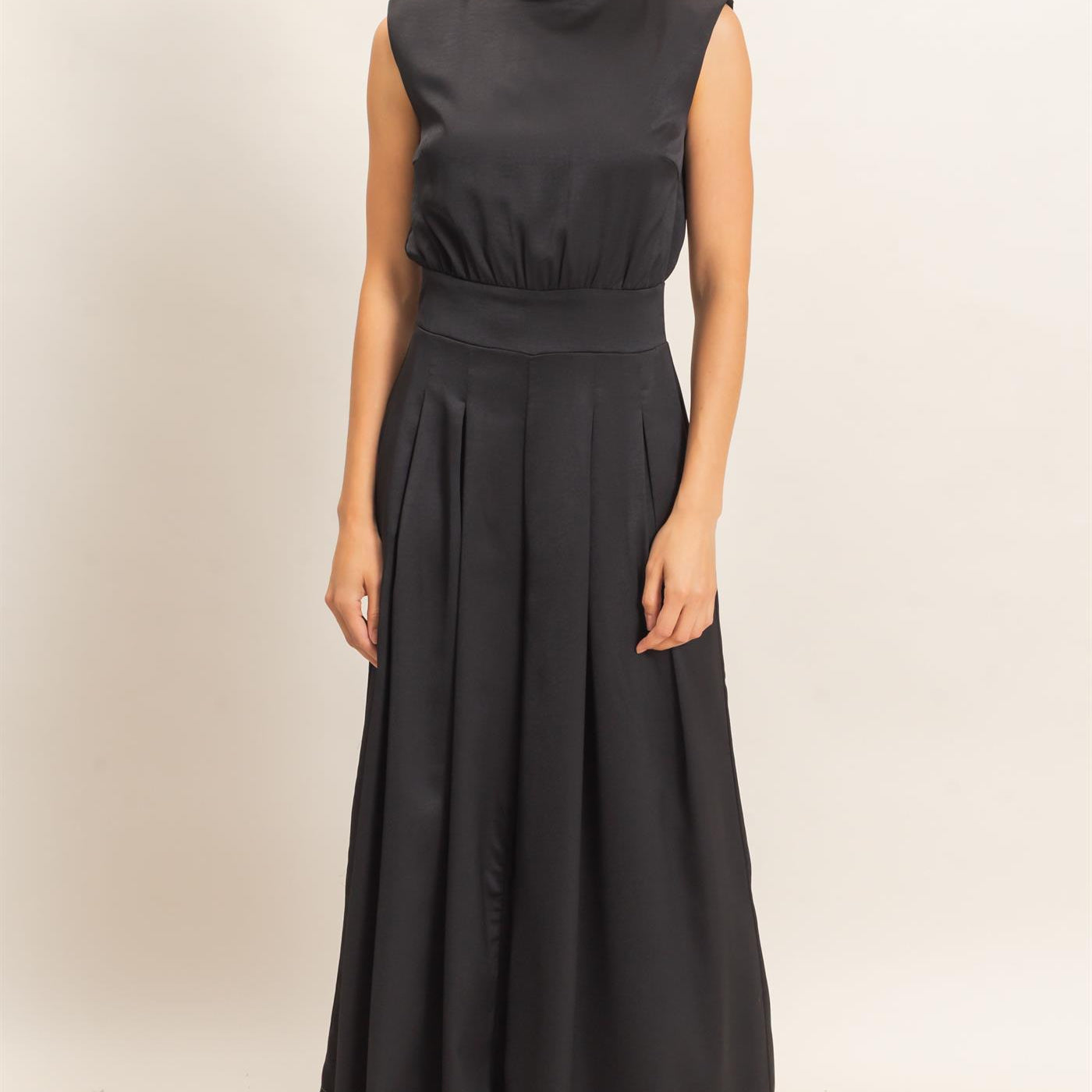Wholesale Sleeveless Mock Neck Jumpsuit Clothing HF26F209-D BLACK HYFVE