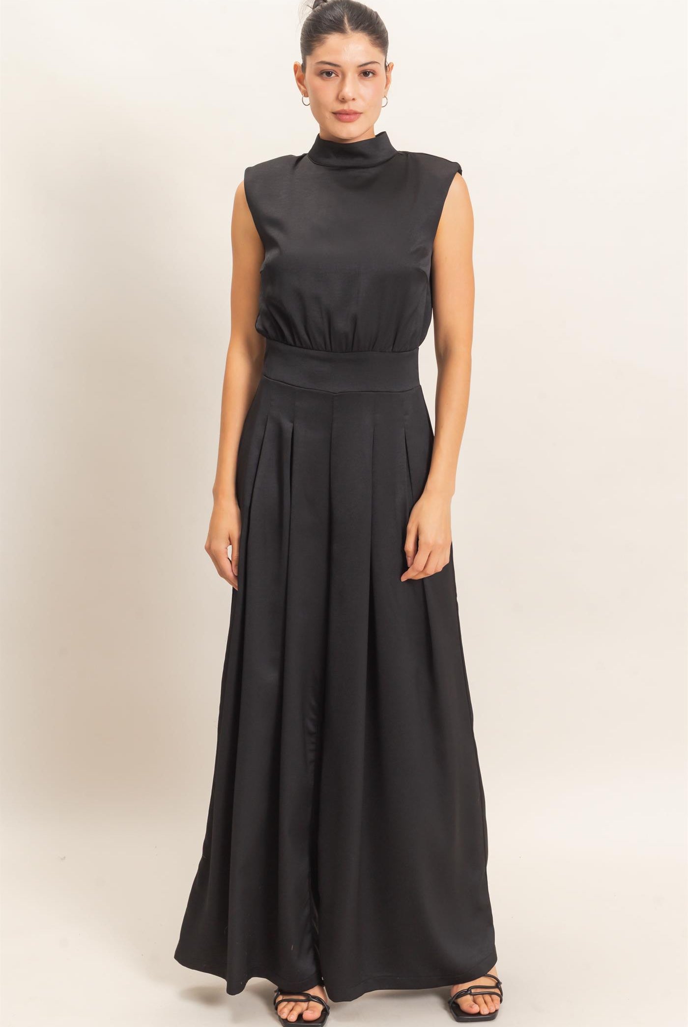 Wholesale Sleeveless Mock Neck Jumpsuit Clothing HF26F209-D BLACK HYFVE