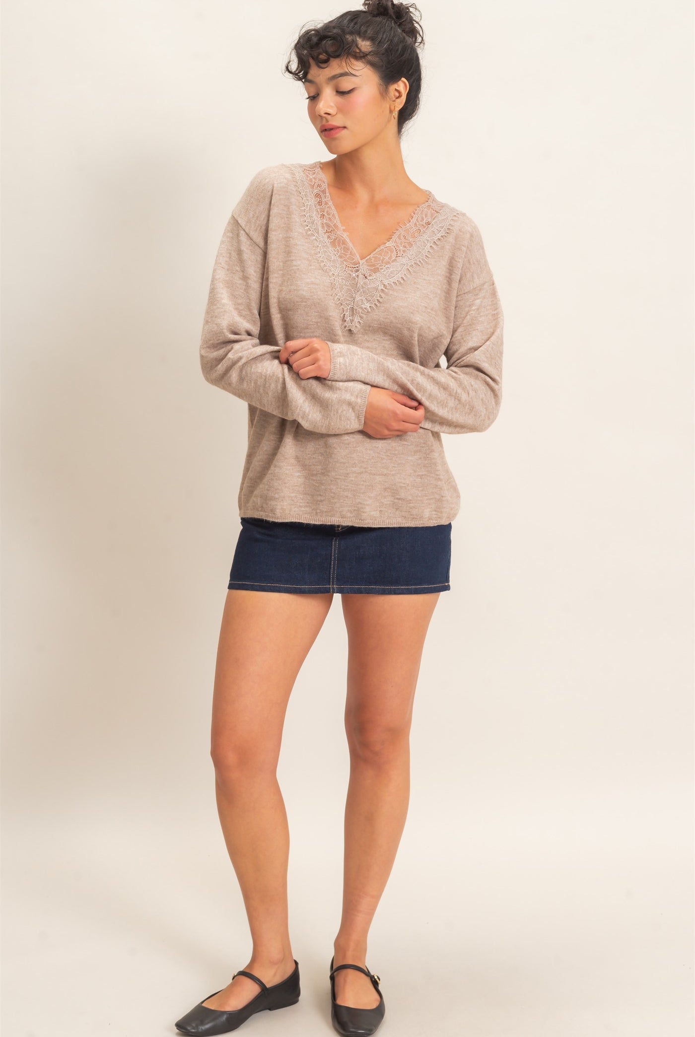 Wholesale Lace Trim V-Neck Sweater Sweaters DZ26E327 TAUPE DOUBLE ZERO