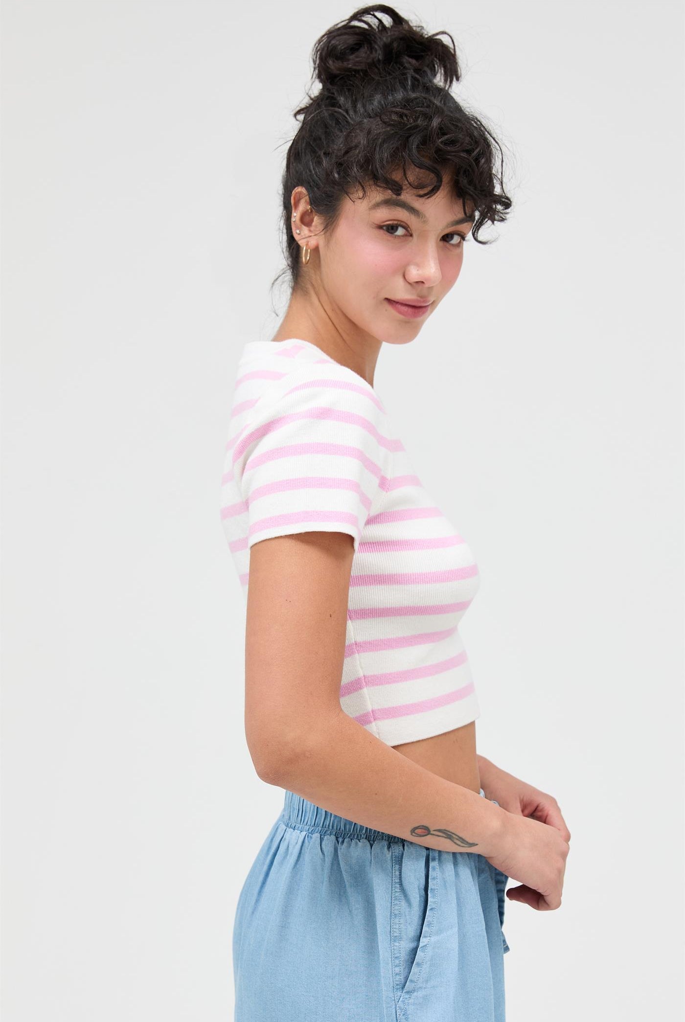 Wholesale Striped And Knit Crew Neck Crop Top Clothing Tops DZ26A139 PINK DOUBLE ZERO