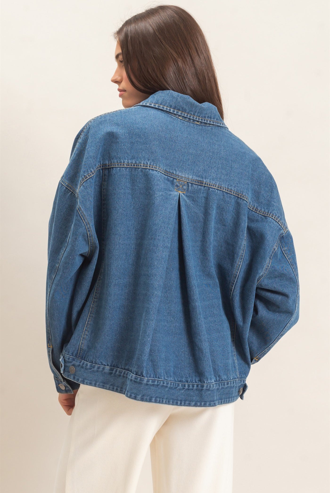 Wholesale Button-Up Denim Jacket Coats & Jackets HF26E001 LIGHT DENIM HYFVE