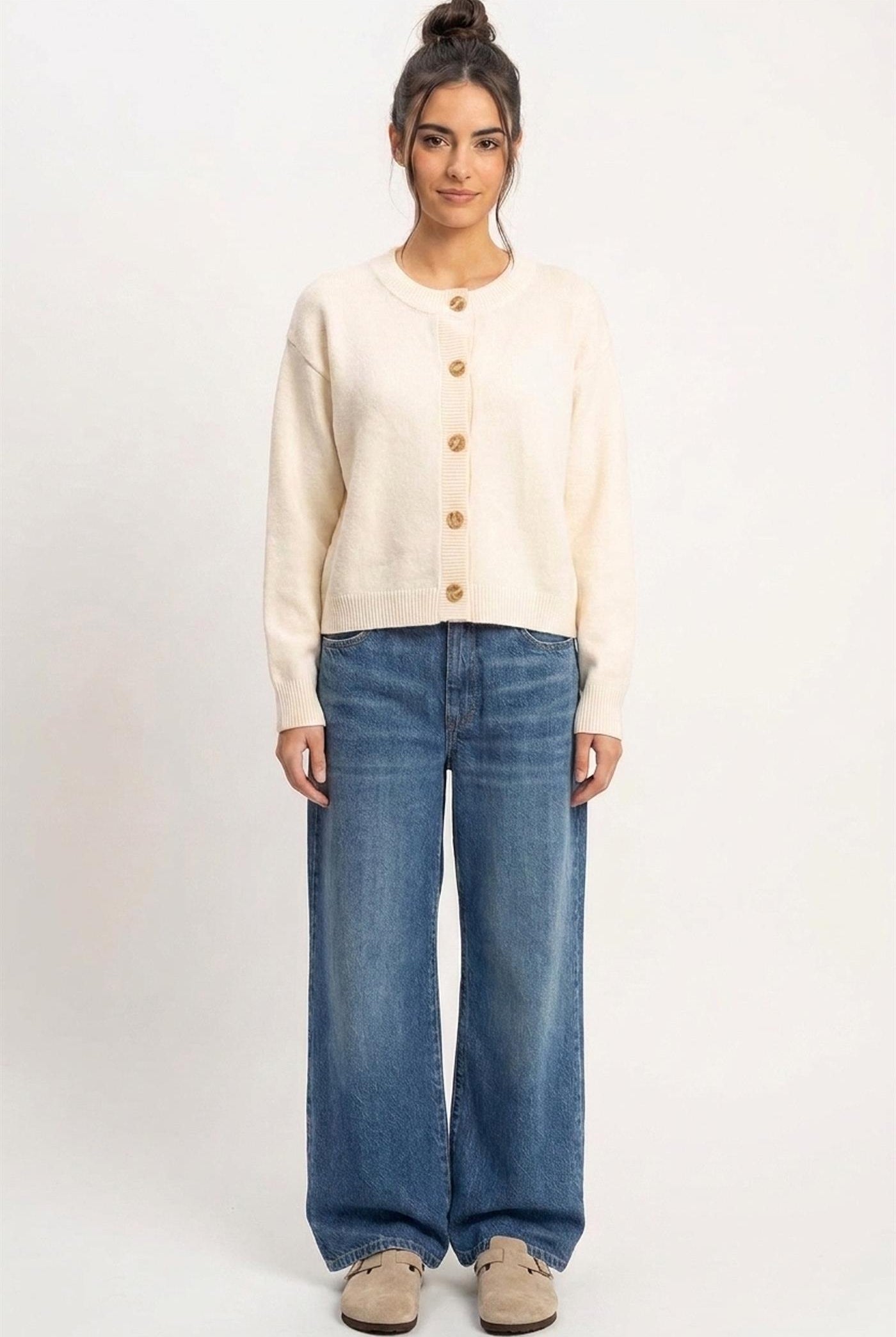 Wholesale Crew Neck Button Front Cardigan Cardigans DZ26E639 CREAM DOUBLE ZERO