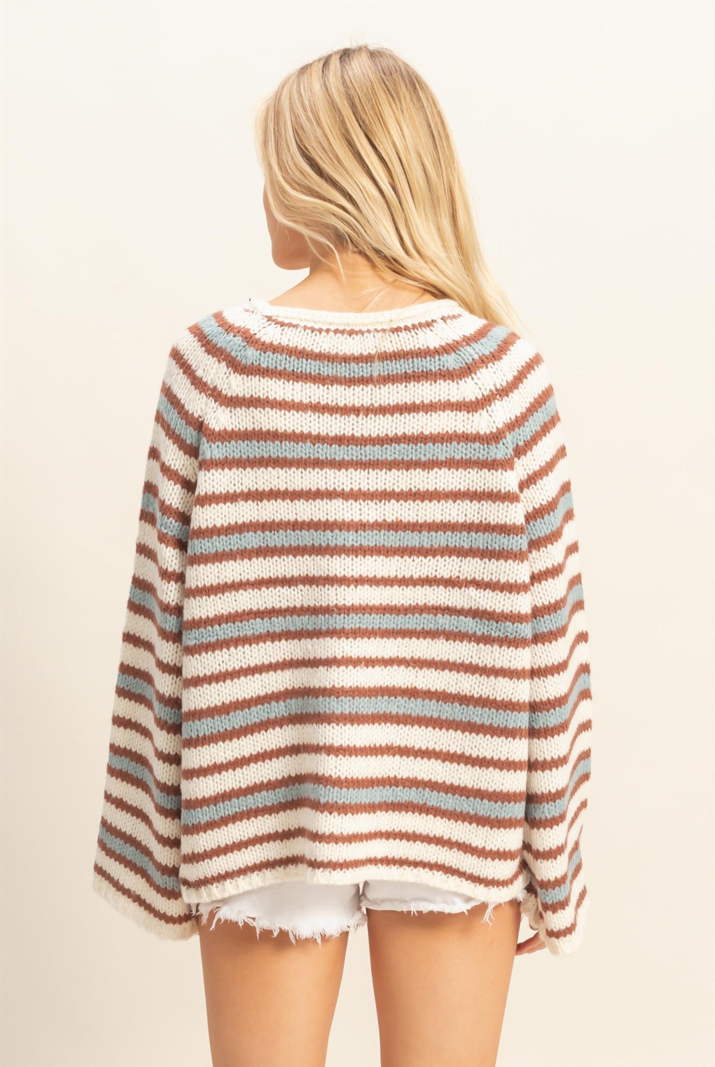 Wholesale Kangaroo Pocket Detail Striped Pullover Sweaters HF25E904 CREAM COMBO HYFVE