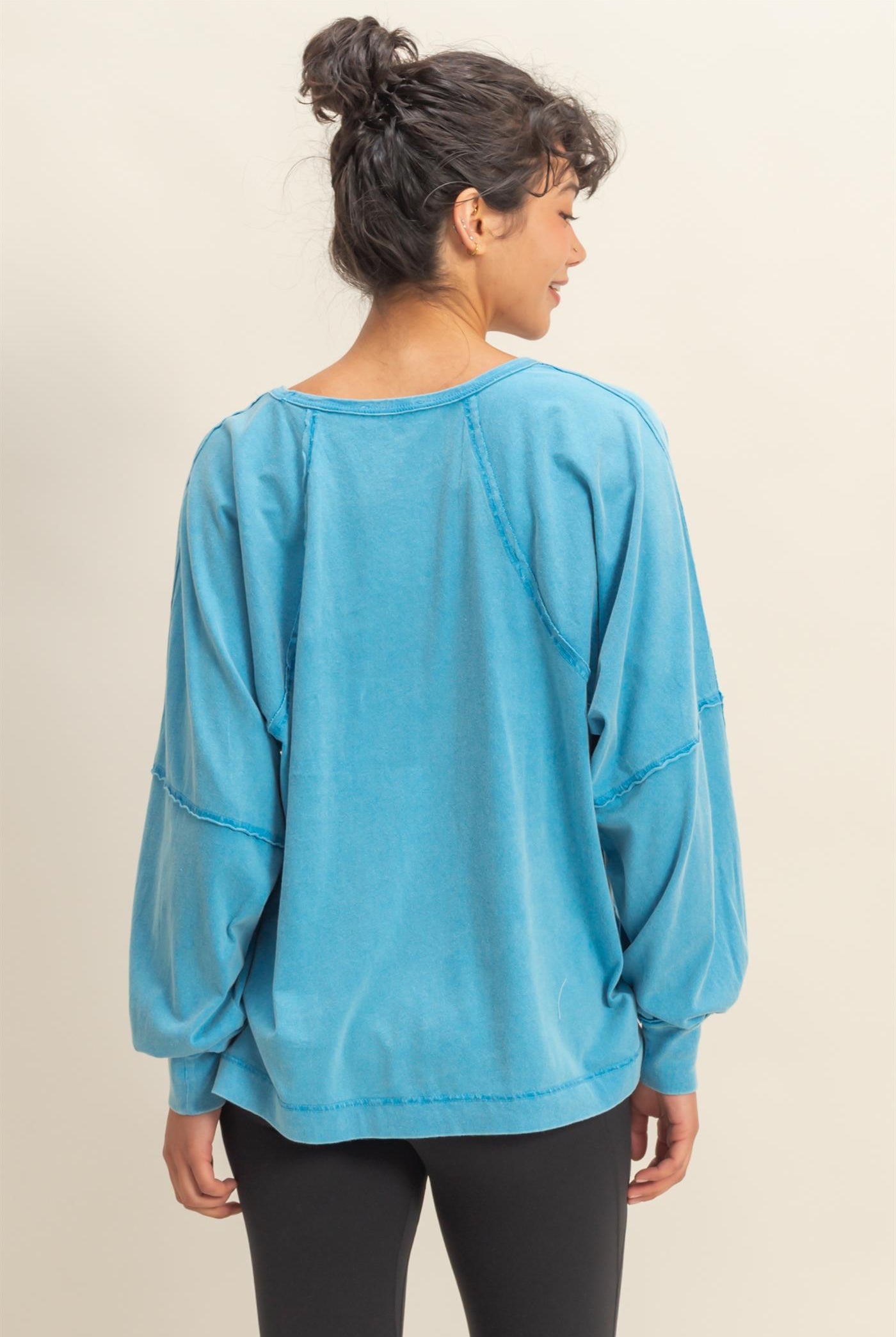 Wholesale Washed Oversized Long Sleeve Top With Slit Clothing Tops DZ25C921 OCEAN BLUE HYFVE