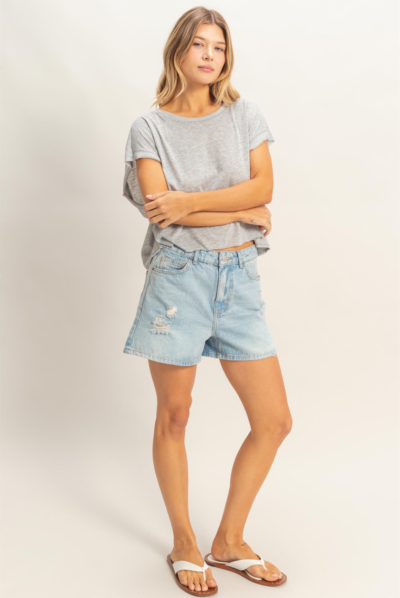 Wholesale Boxy Crew Neck Top T-Shirts HF26C288-D HEATHER GRAY HYFVE