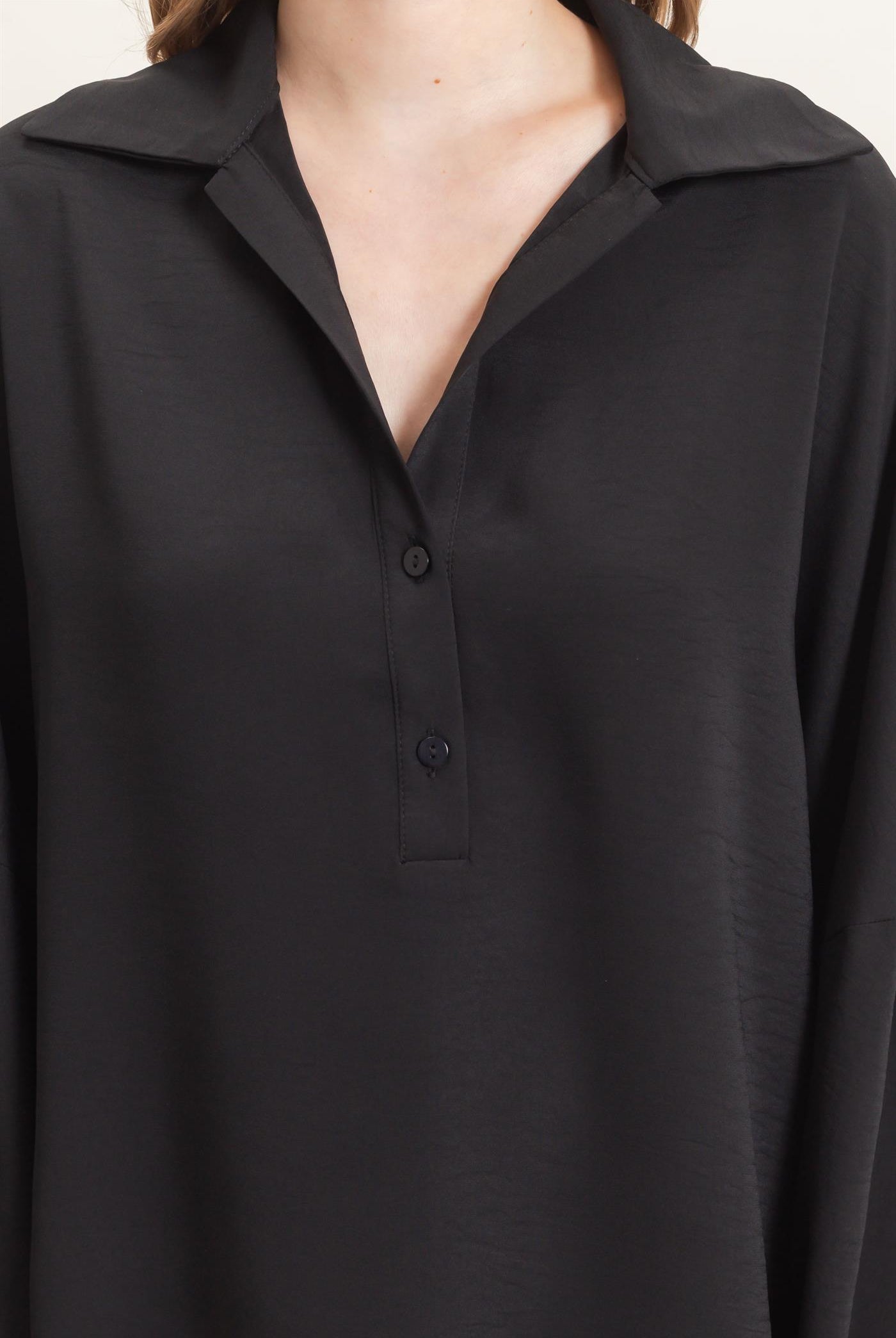 Wholesale Buttoned Collar Split Sleeve Top Clothing Tops HF26F071 BLACK HYFVE