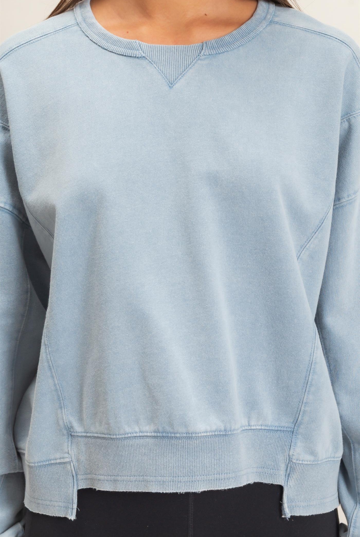 Wholesale Acid Wash Seam Detail Crew Neck Sweatshirt Sweatshirts DZ26E260 DUSTY BLUE DOUBLE ZERO
