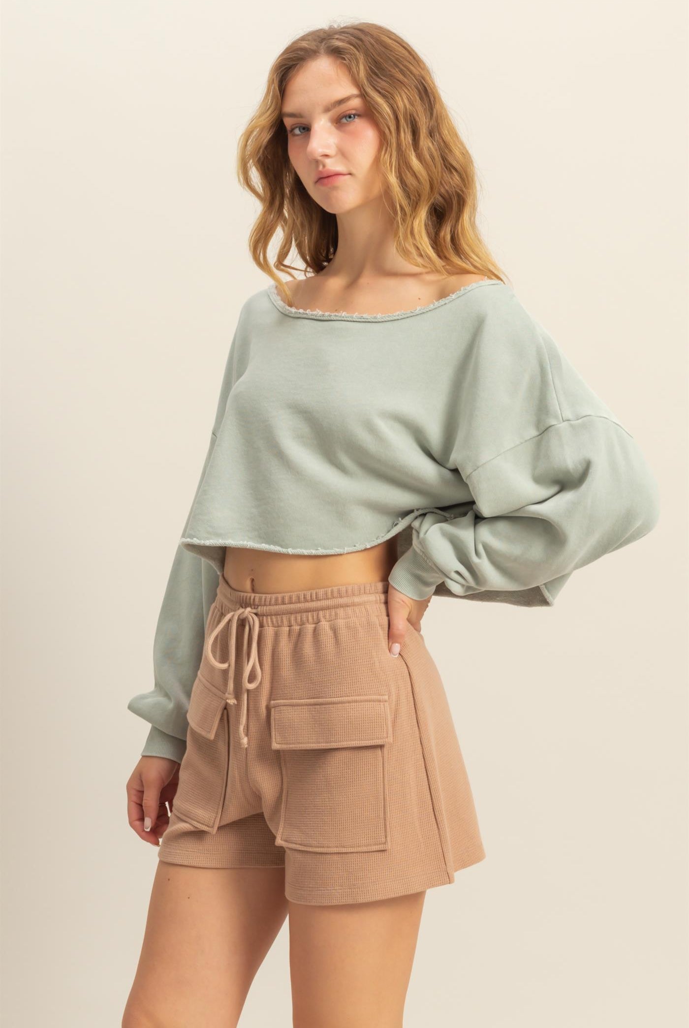 Wholesale Frayed Detail Long Sleeve Crop Top Sweatshirts DZ25A776 SAGE GREEN DOUBLE ZERO