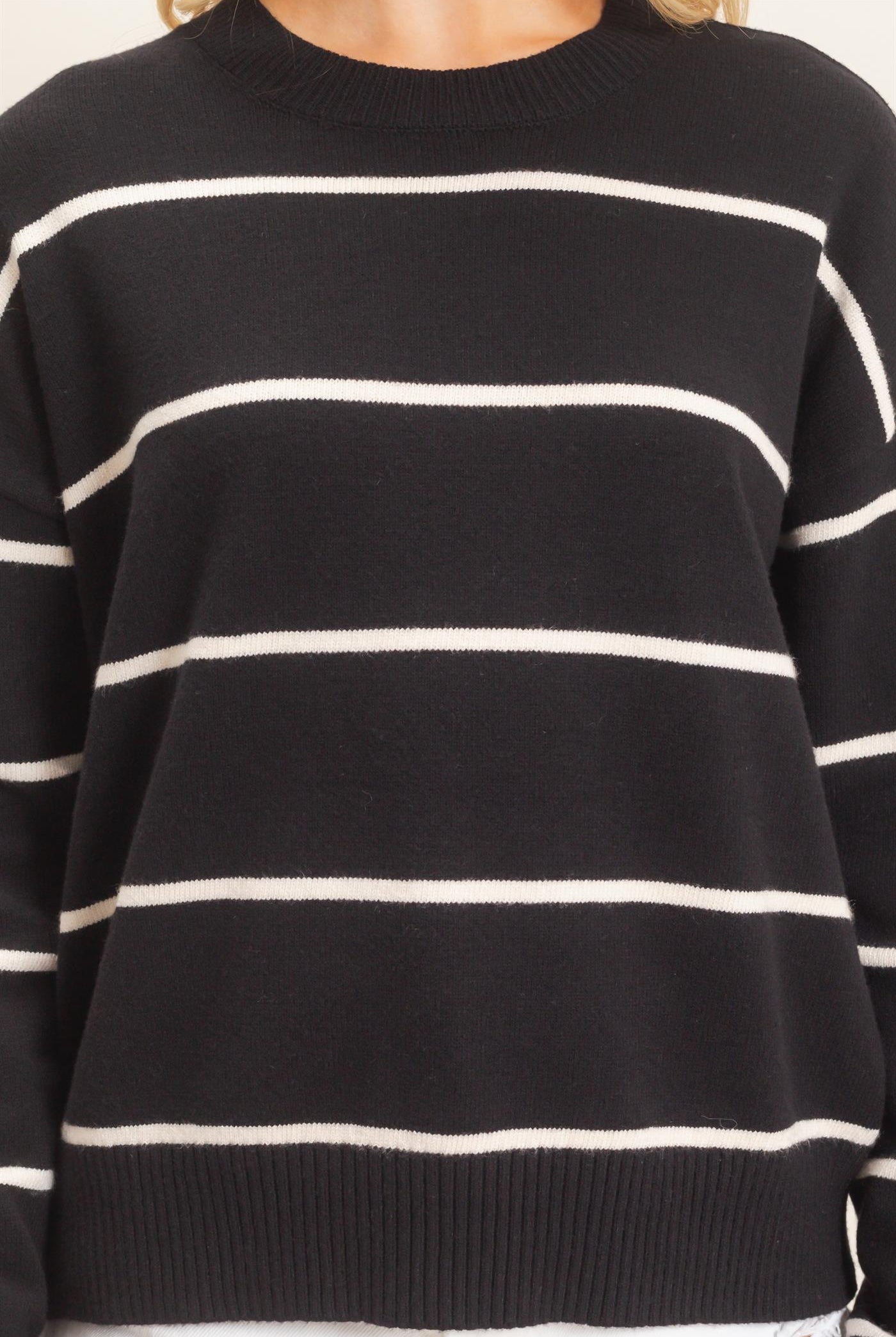 Wholesale Striped Ribbed Crew Neck Sweater Sweaters HF26F169 BLACK HYFVE