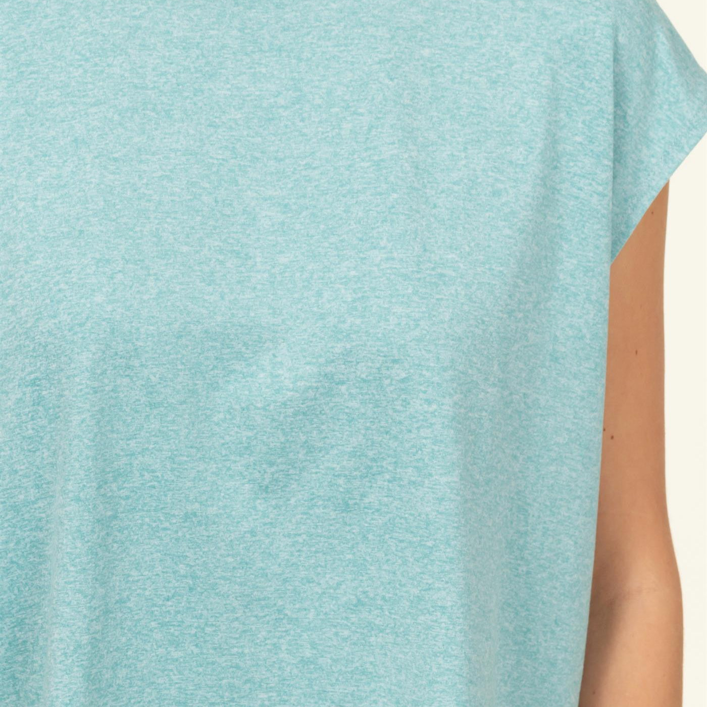 Wholesale Crew Neck Cropped Top Clothing Tops DZ22E688 RAIN DROP DOUBLE ZERO