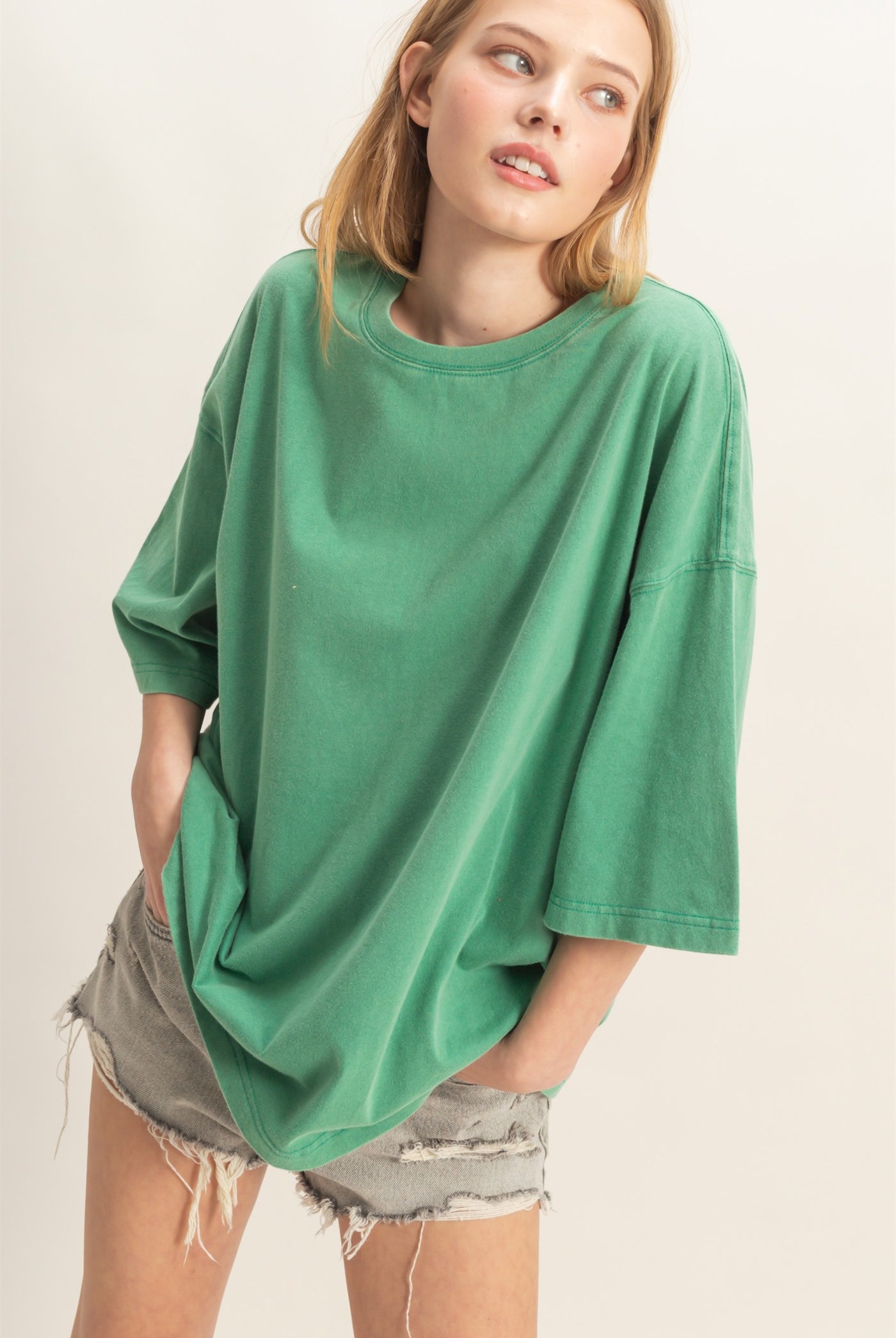 Wholesale Washed Oversized Crew Neck Top Shirts HF26A725 GREEN HYFVE