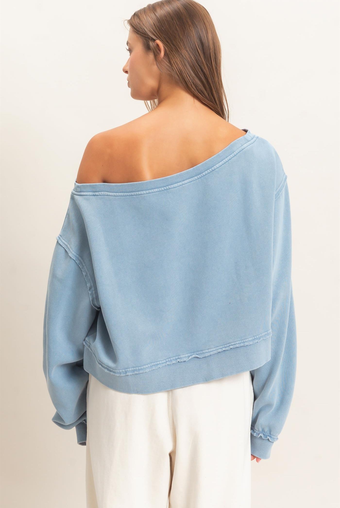 Wholesale Raw Edge Acid Wash Off The Shoulder Sweatshirt Sweatshirts DZ26F013 DUSTY BLUE DOUBLE ZERO
