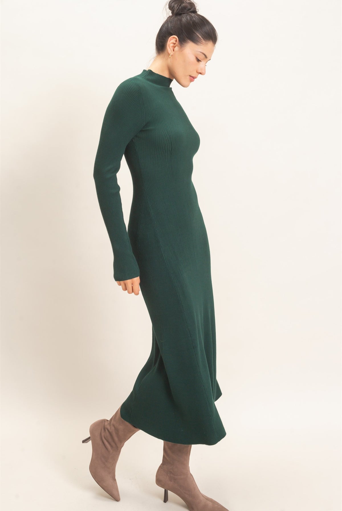 Wholesale Ribbed Mock Neck Long Sleeve Midi Dress Dresses HF26F156-D H.GREEN HYFVE