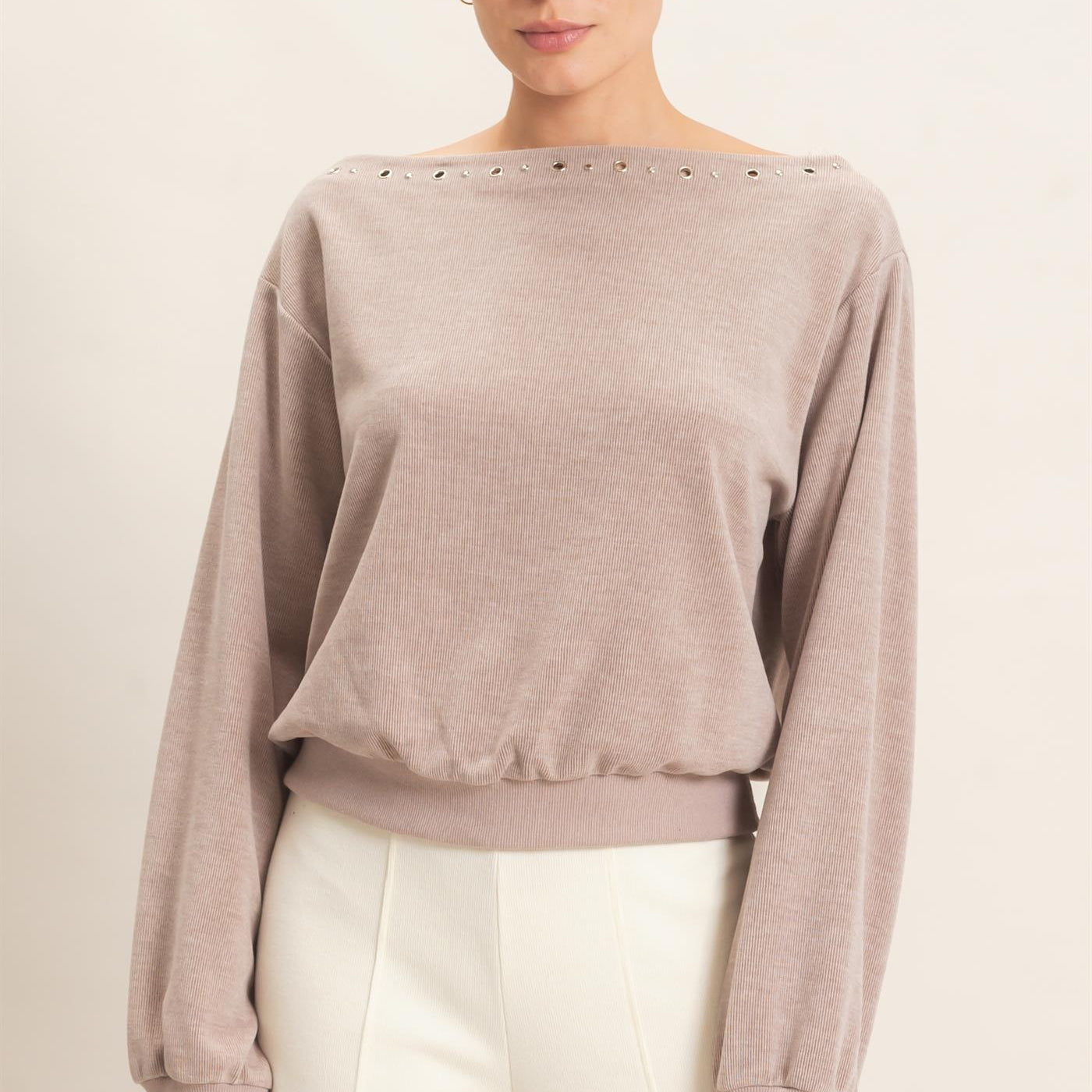 Wholesale Studded Crew Neck Sweatshirt Sweatshirts HF26E545 BEIGE HYFVE