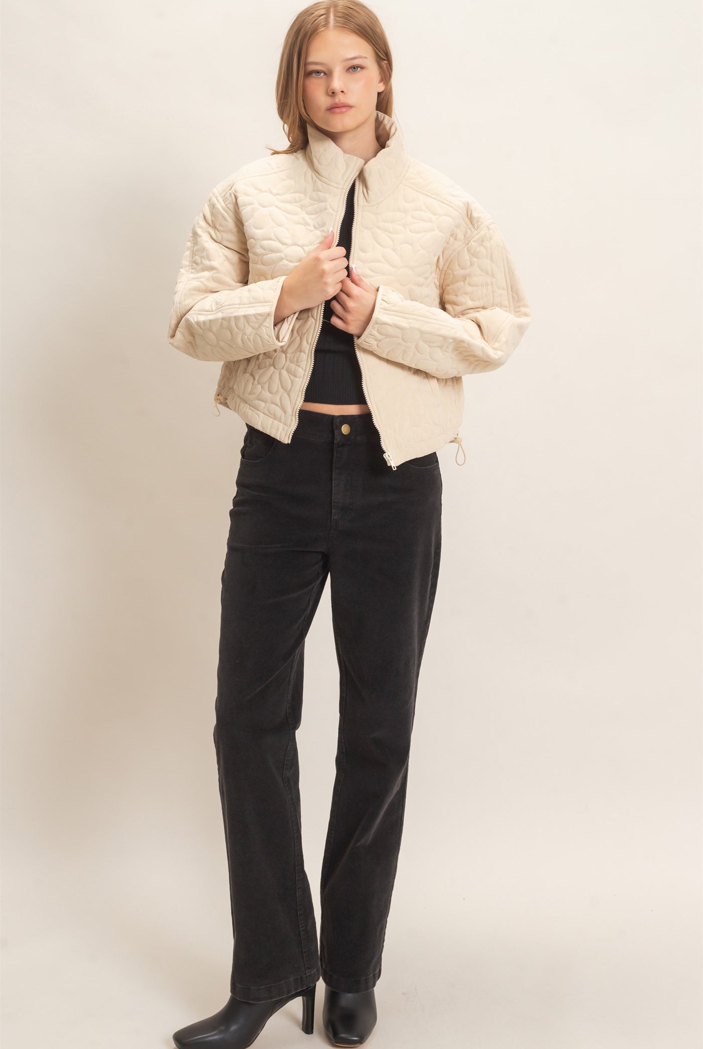 Wholesale Daisy Quilted Mock Neck Jacket Coats & Jackets HF26C821 ALPACA HYFVE