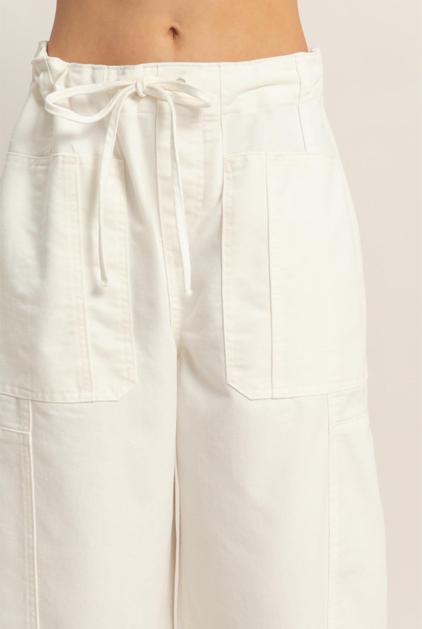Wholesale Wide Pants With Oversize Pockets Pants HF26A125 WHITE HYFVE