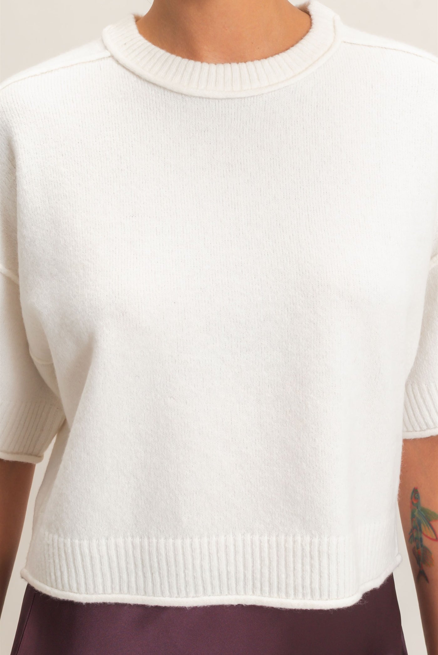Wholesale Seam Detail Short Sleeve Knit Top Clothing Tops DZ26A827 WHIP CREAM DOUBLE ZERO