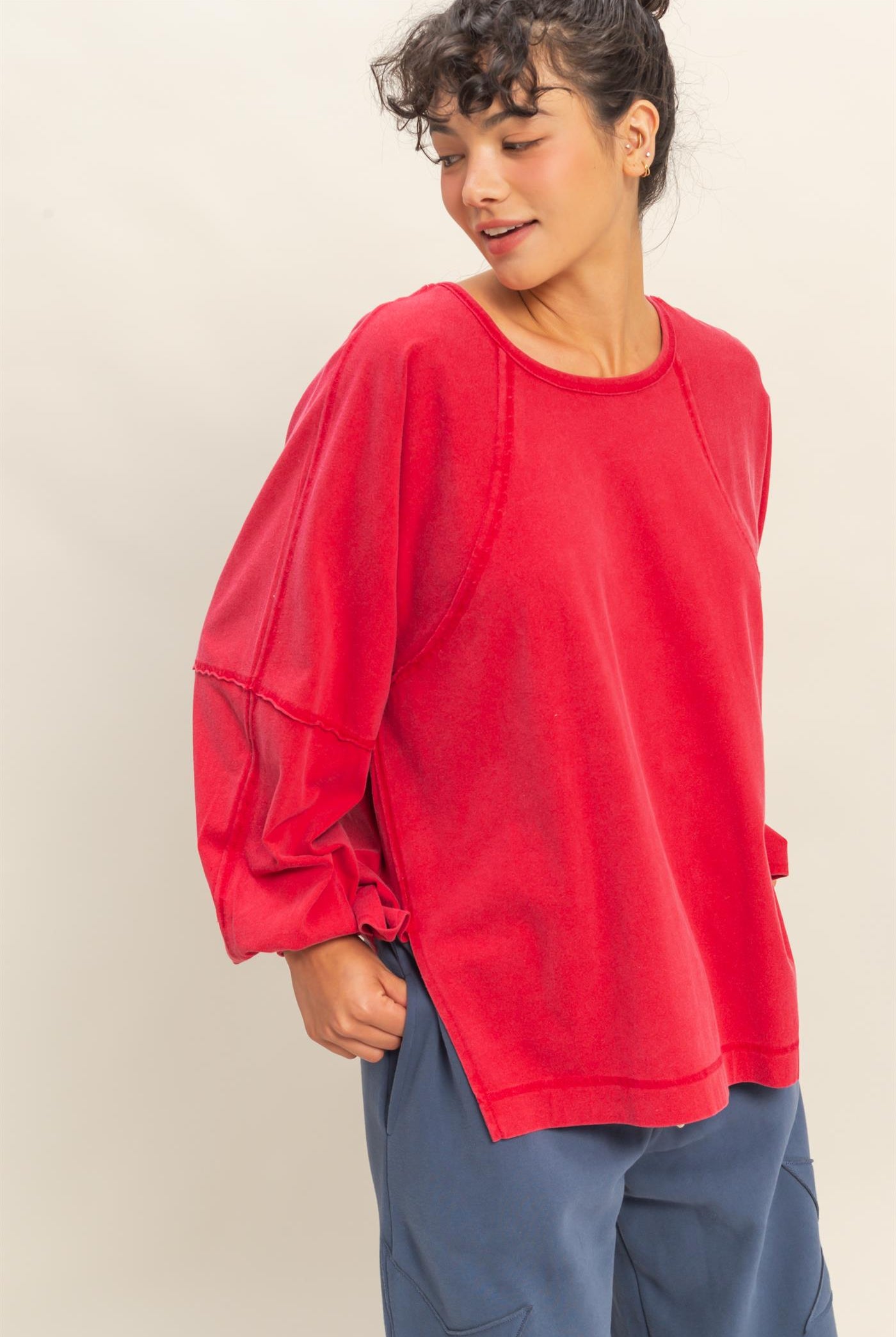 Wholesale Washed Oversized Long Sleeve Top With Slit Clothing Tops DZ25C921 RED HYFVE
