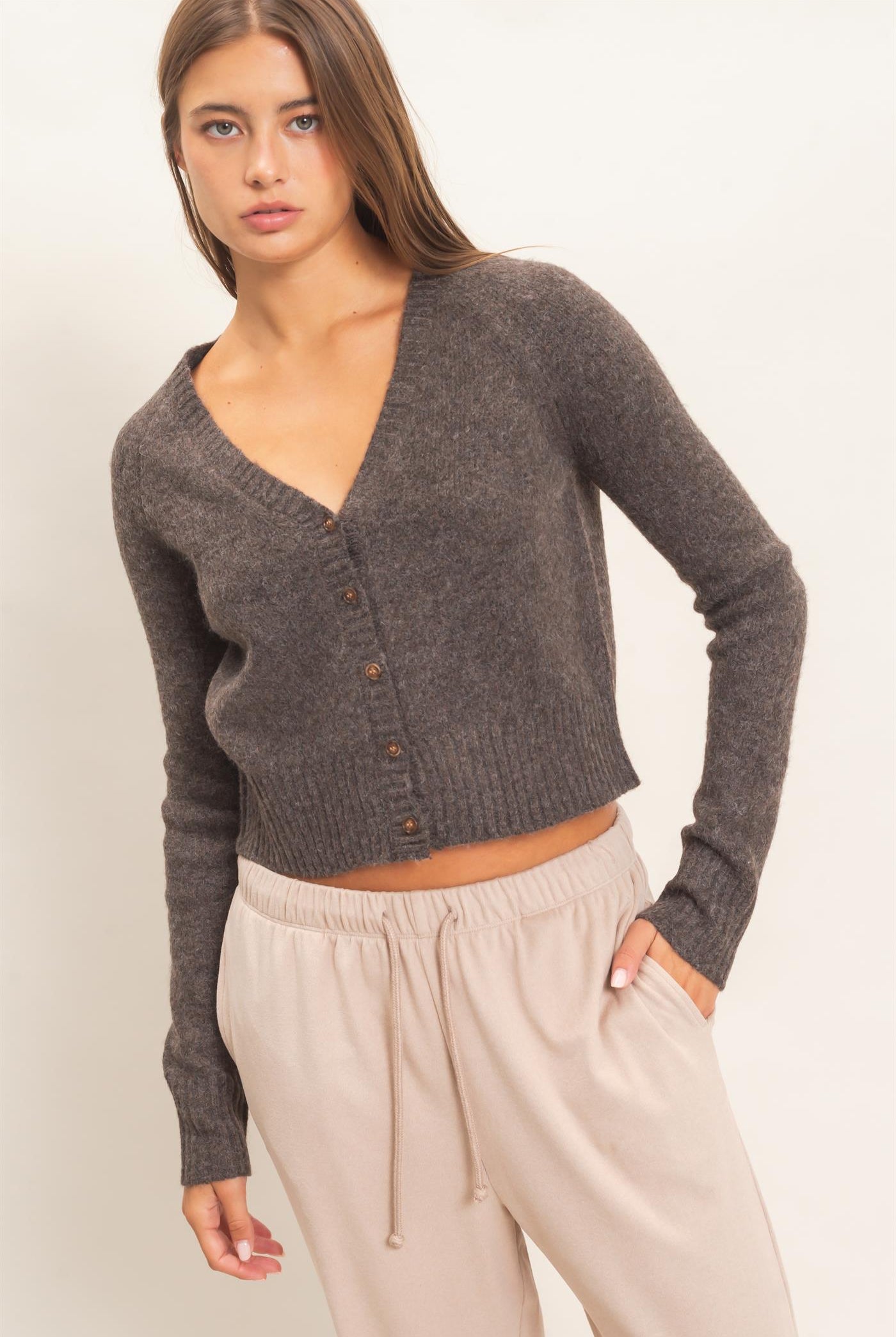 Wholesale V-Neck Cardigan Cardigans DZ26E326 DARK BROWN DOUBLE ZERO