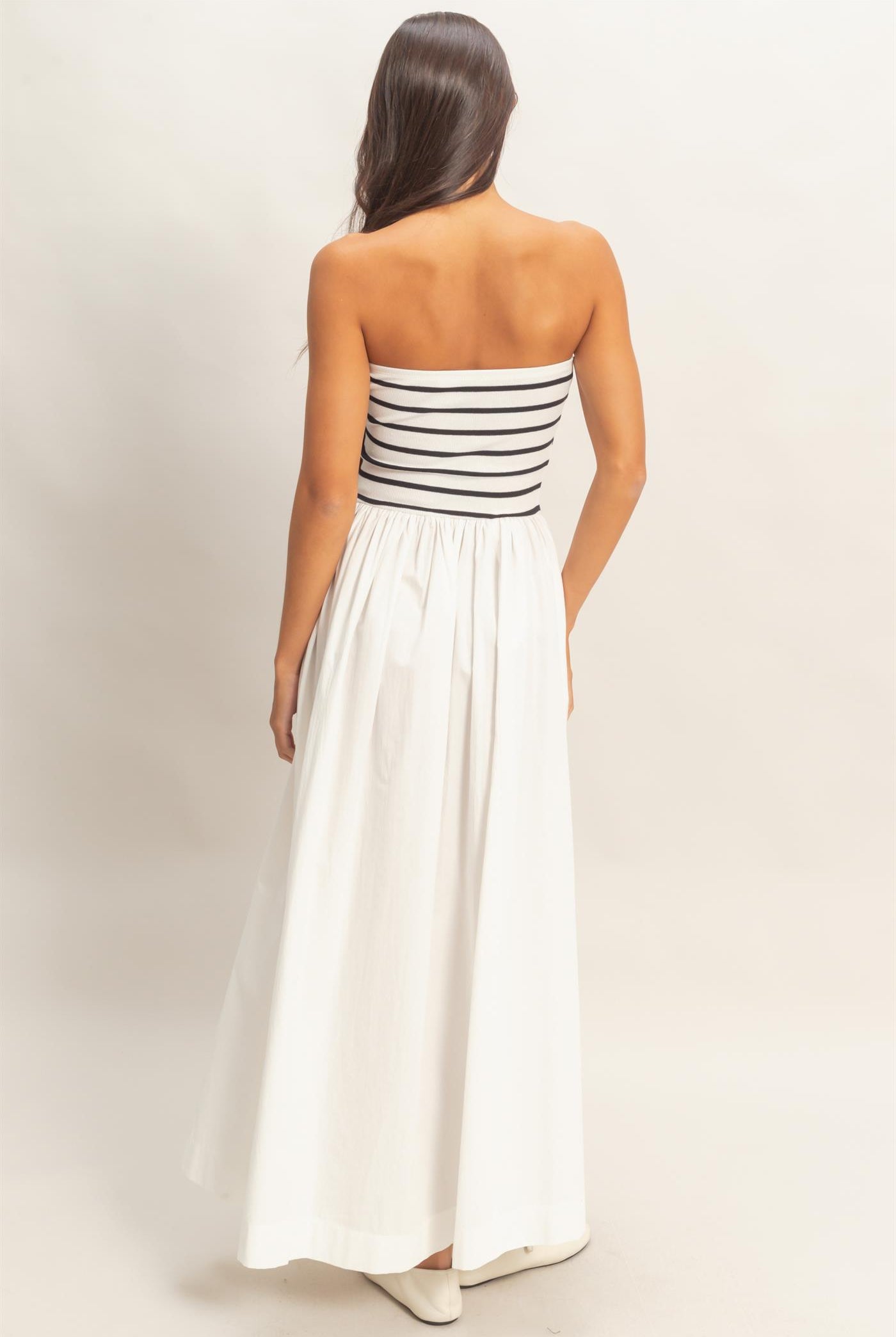 Wholesale Striped Strapless Flowy Midi Dress Dresses DZ26C169 WHITE DOUBLE ZERO