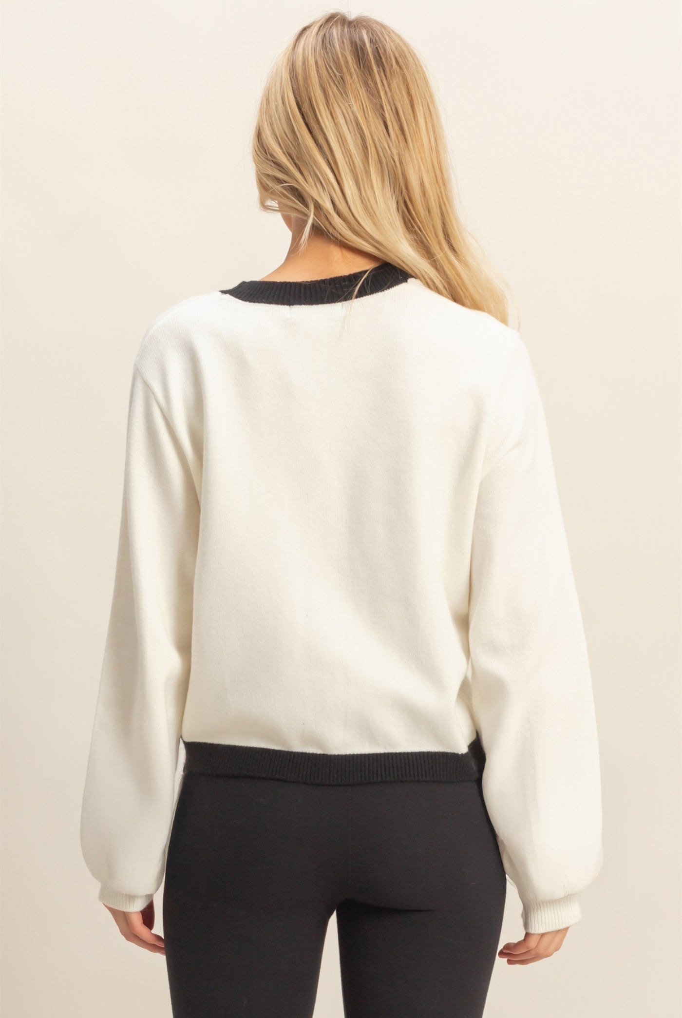 Wholesale Contrast Trimmed Sweater Cardigan Cardigans HF25E959 CREAM HYFVE