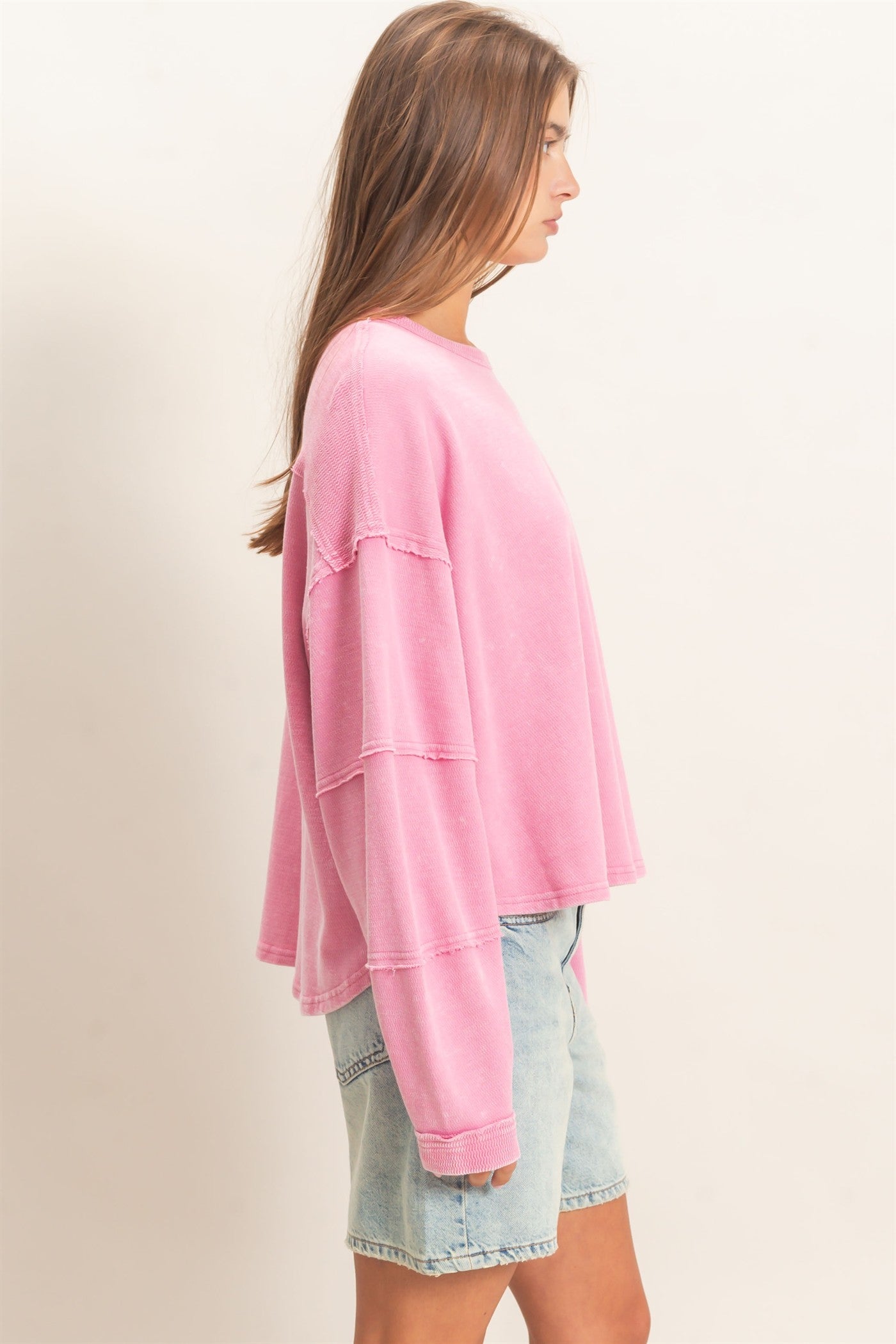 Wholesale Mineral Wash Overzised Raw Edge Crew Neck Top Clothing Tops DZ26E449 PINK DOUBLE ZERO