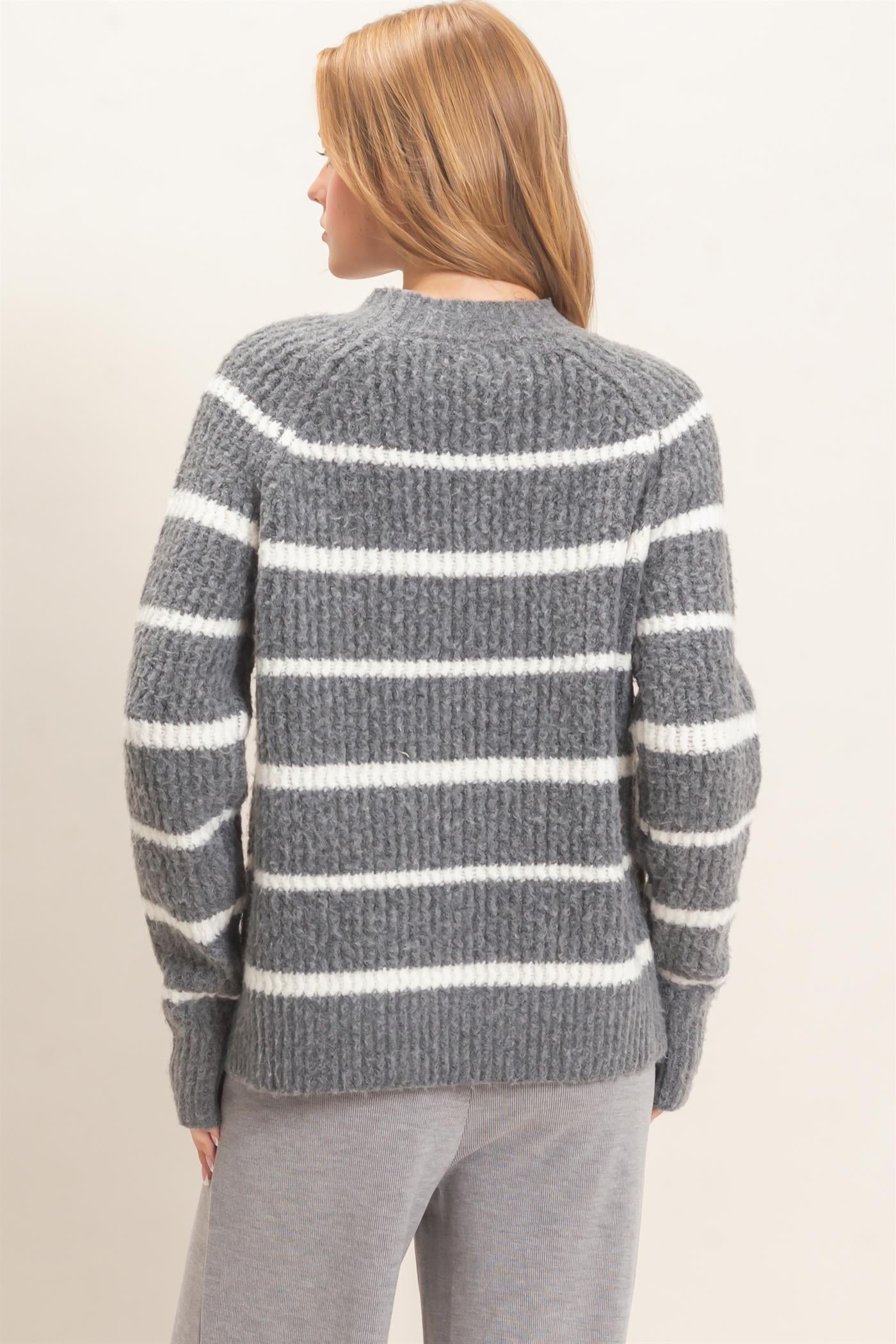 Wholesale Textured Striped Mock Neck Sweater Sweaters HF26E765 GRAY HYFVE