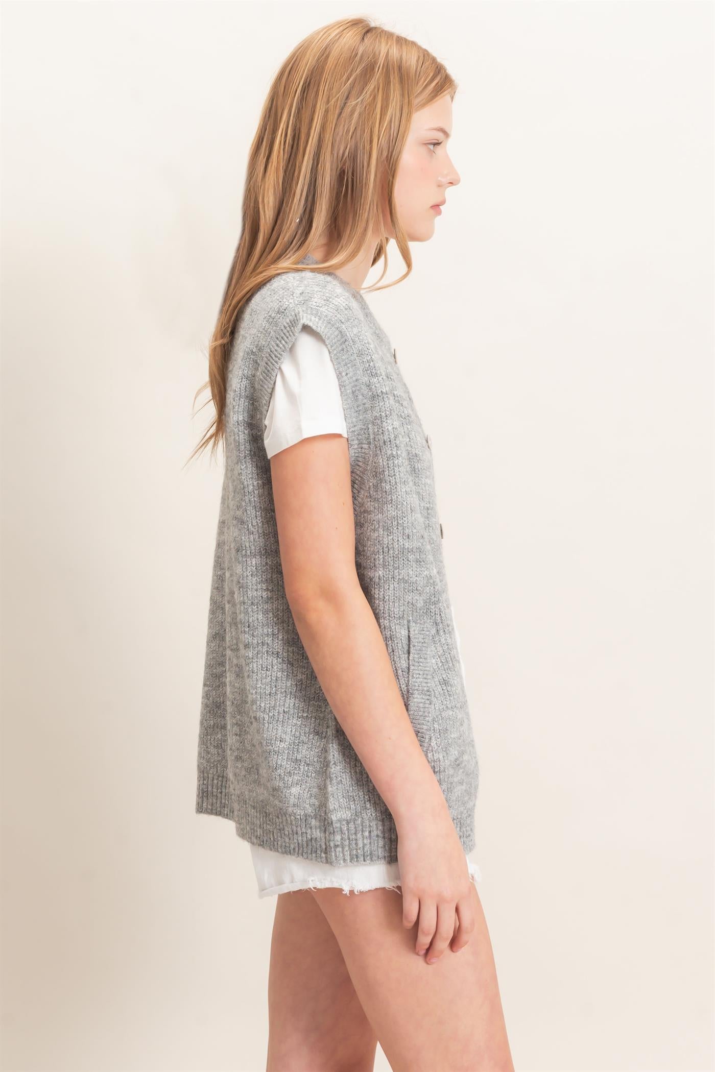 Wholesale Sleeveless Button-Up Sweater Vest Sweaters HF26E304 HEATHER GRAY HYFVE
