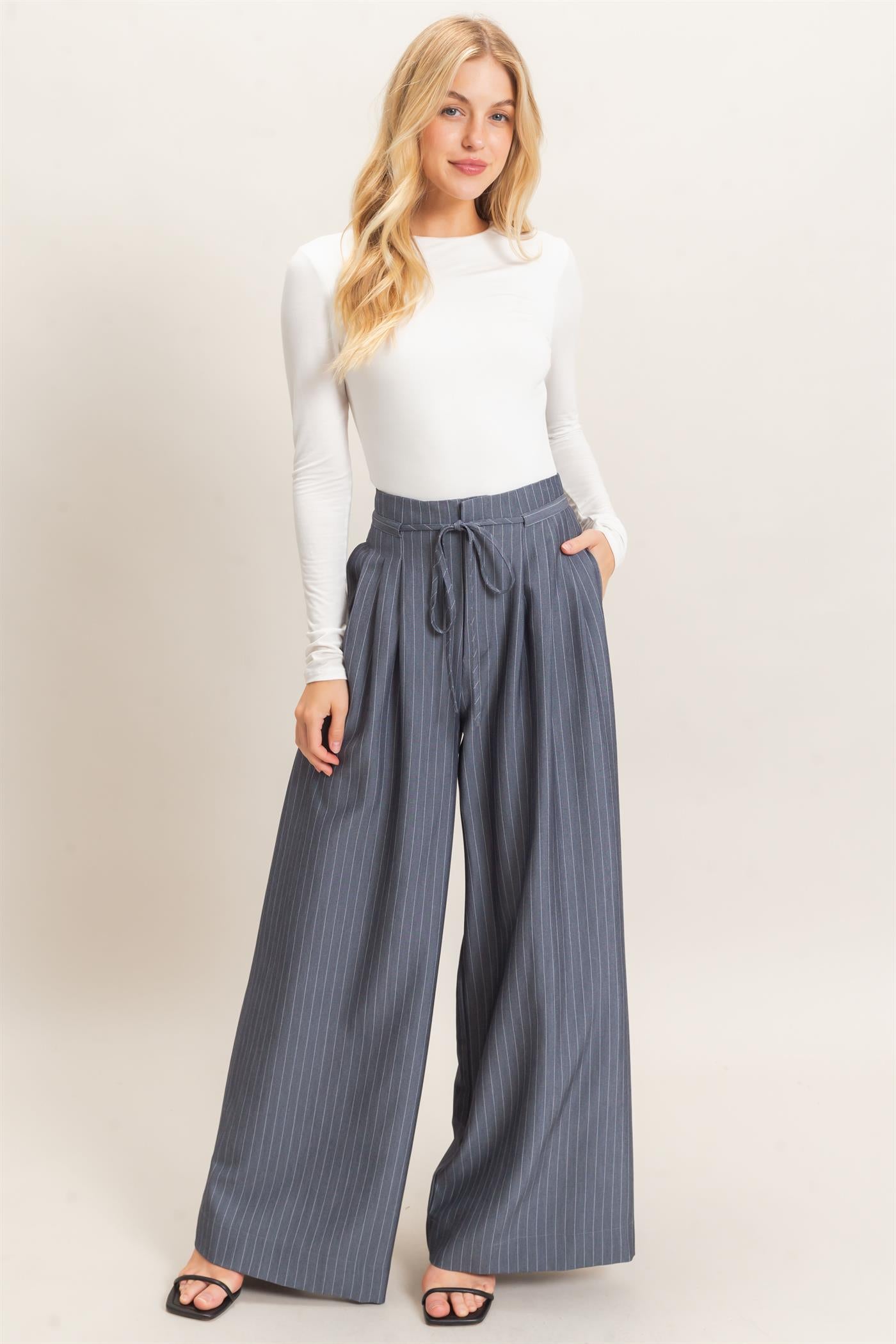 Wholesale Pleated Wide-Leg Pants Pants HF26A776 LIGHT NAVY HYFVE