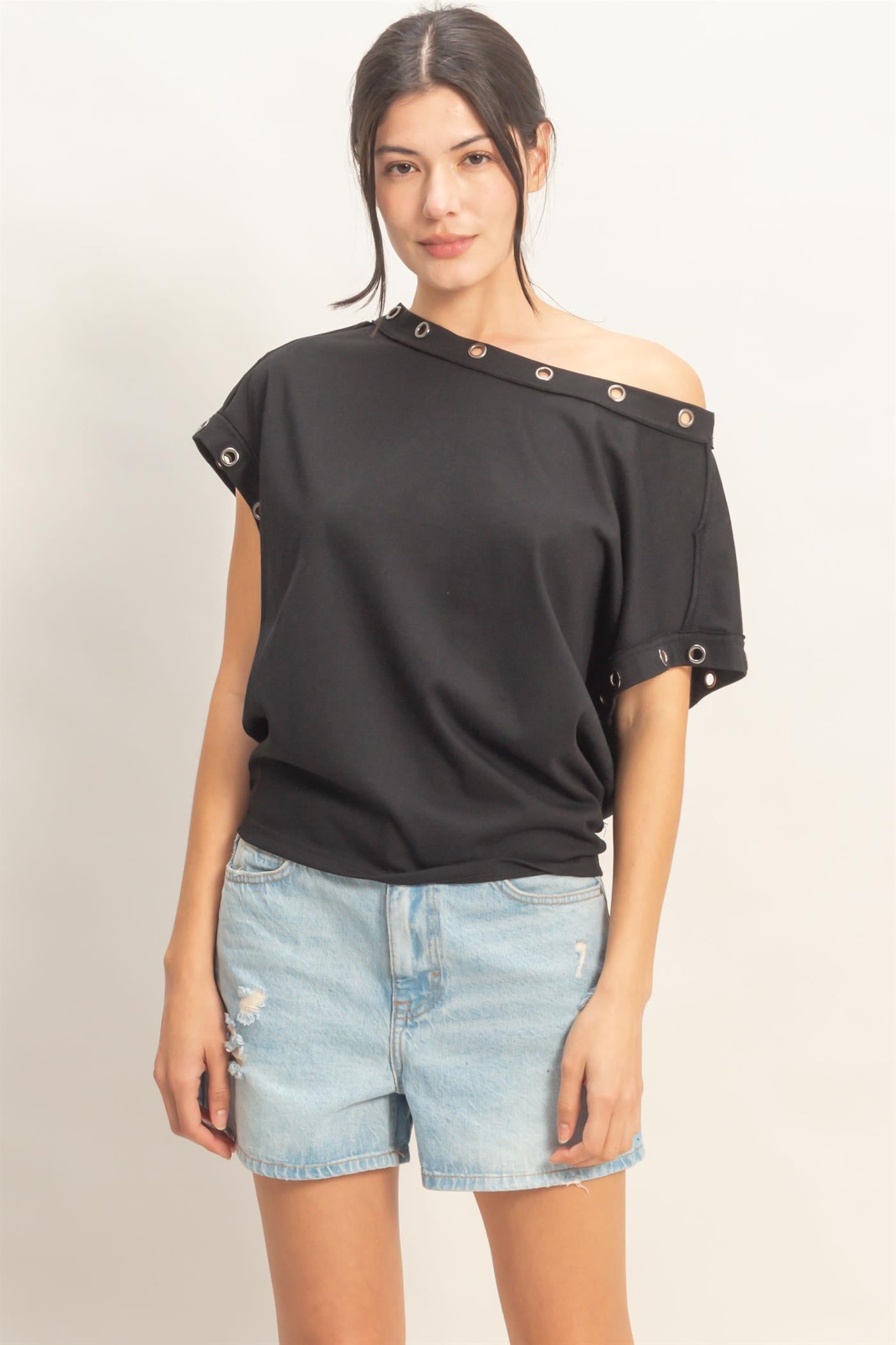 Wholesale Off Shoulder Top With Eyelets T-Shirts HF26E794 BLACK HYFVE