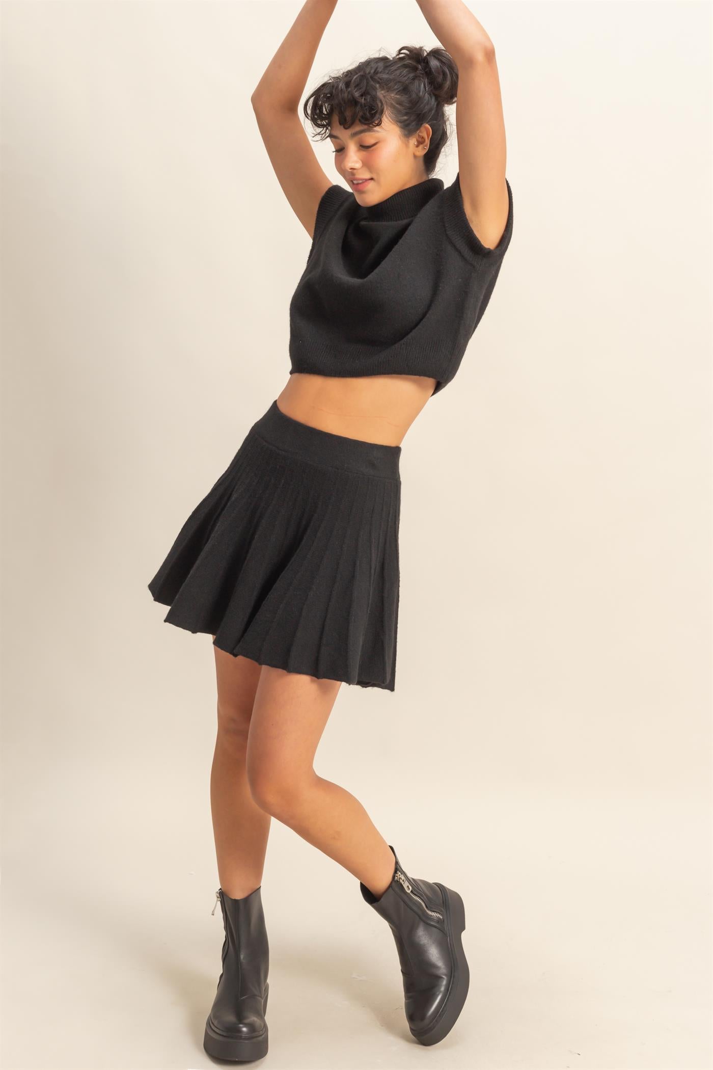 Wholesale Turtleneck Crop Top And Pleated Skirt Set Clothing DZ26C981-SET BLACK DOUBLE ZERO