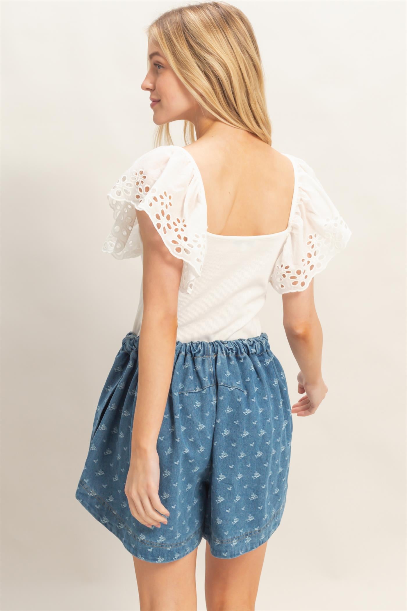 Wholesale Square Neck Eyelet Sleeve Top Clothing Tops HF26A623 WHITE HYFVE