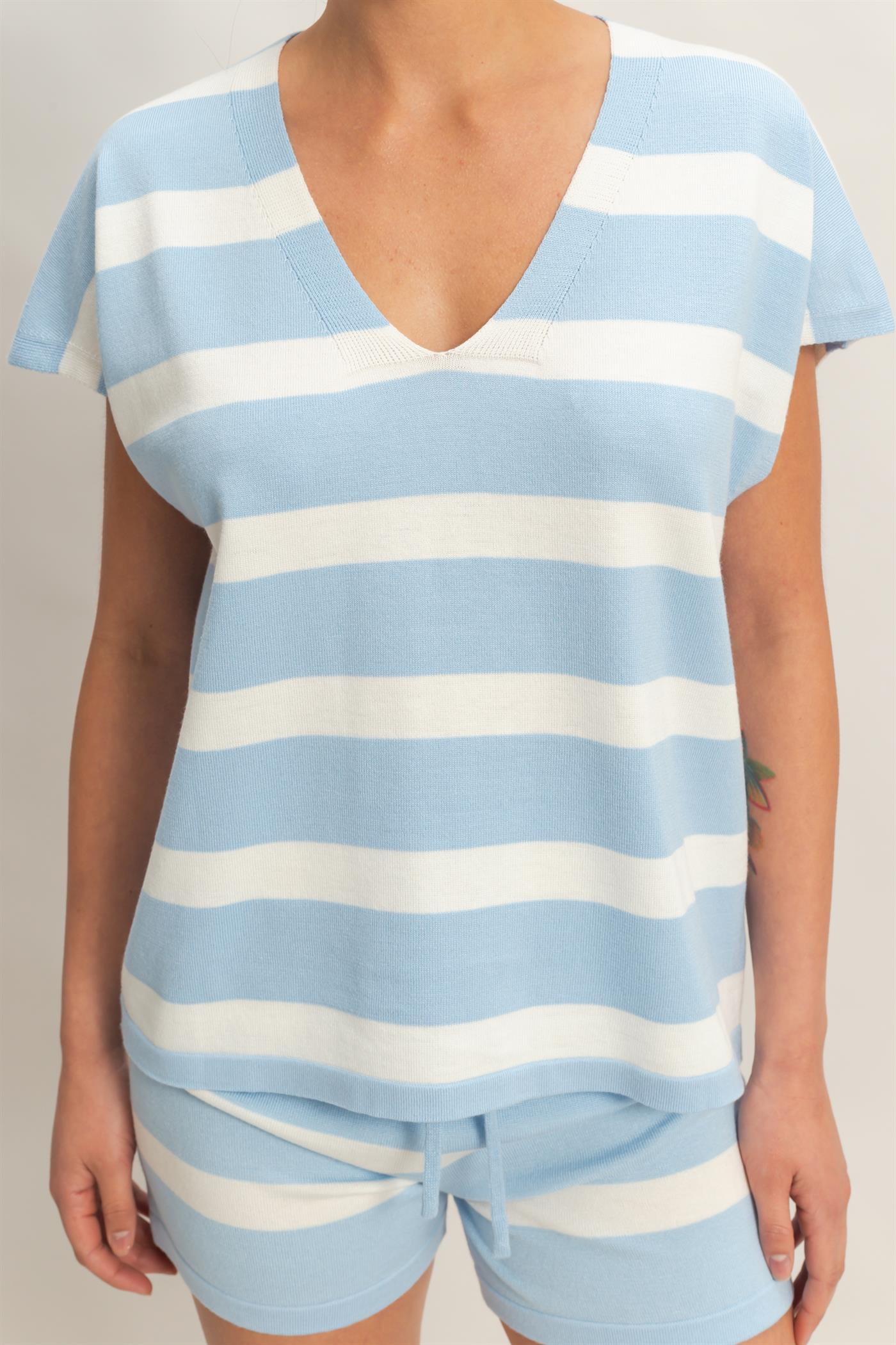 Wholesale V-Neck Top & Striped Shorts Set Clothing HF26A323-SET BLUE HYFVE