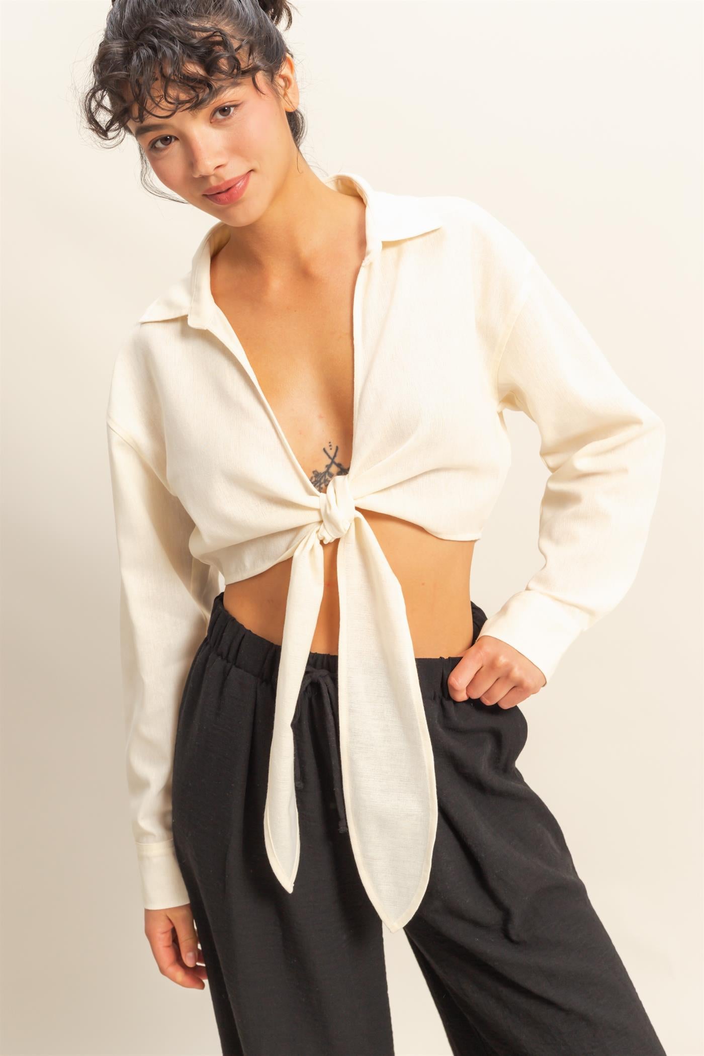 Wholesale Sand Washed Tie Front Crop Top Blouses DZ24C963 WHITE DOUBLE ZERO