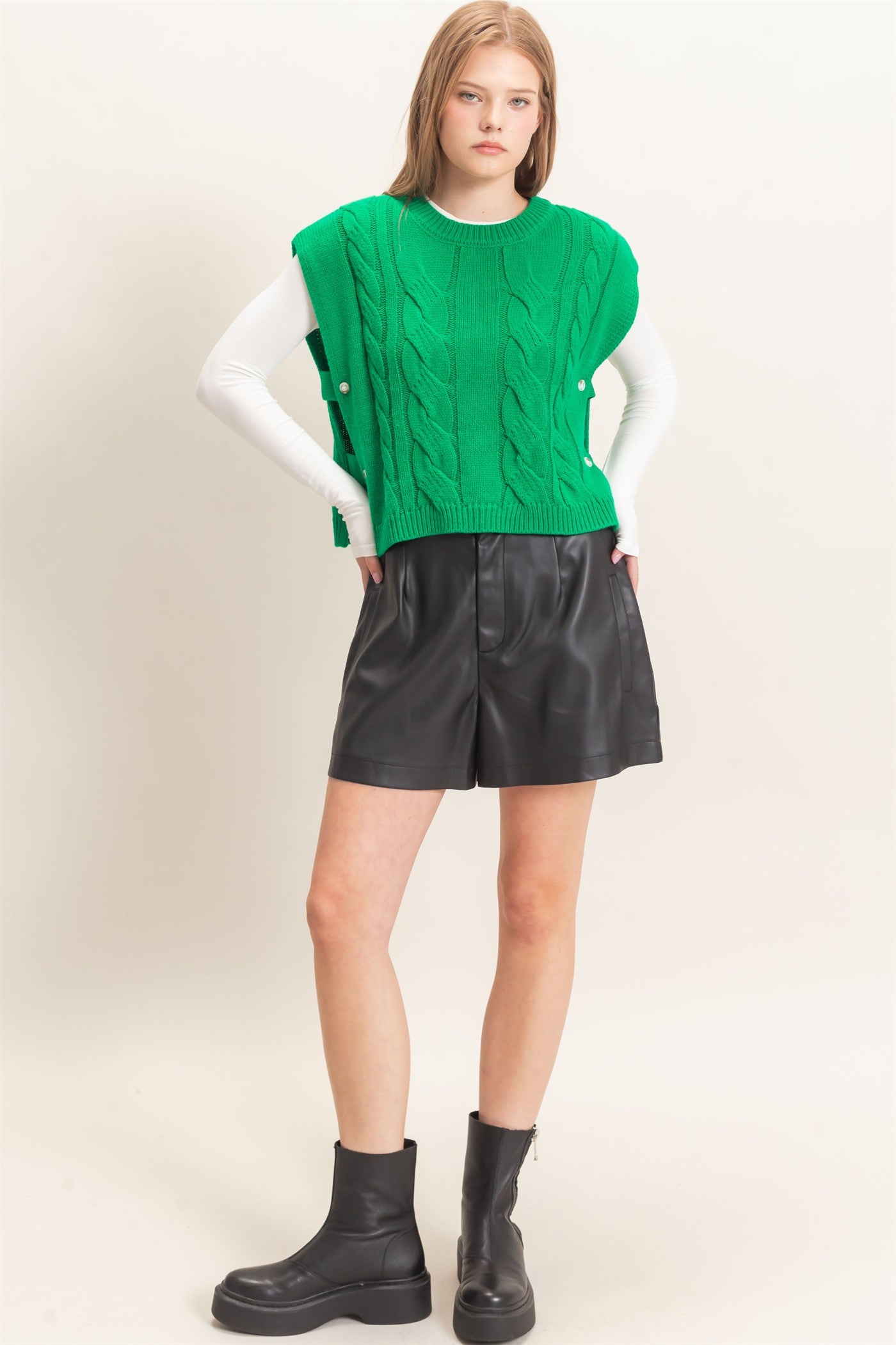 Wholesale Cable Knit Vest With Side Buttons Sweaters HF26F193 GREEN HYFVE