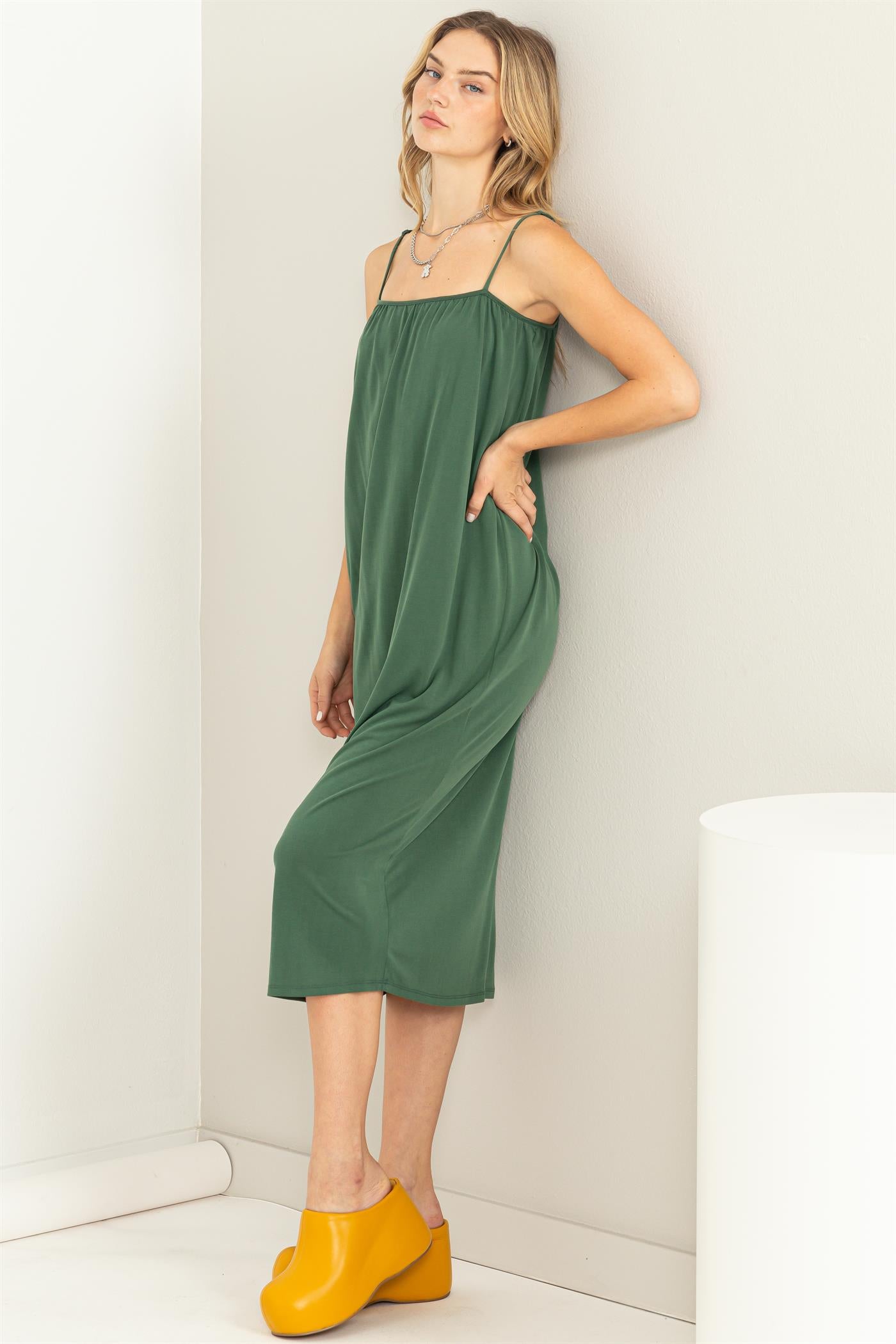 Wholesale Extra Love Tie-Back Midi Dress Dresses DZ22G696 HUNTER GREEN DOUBLE ZERO