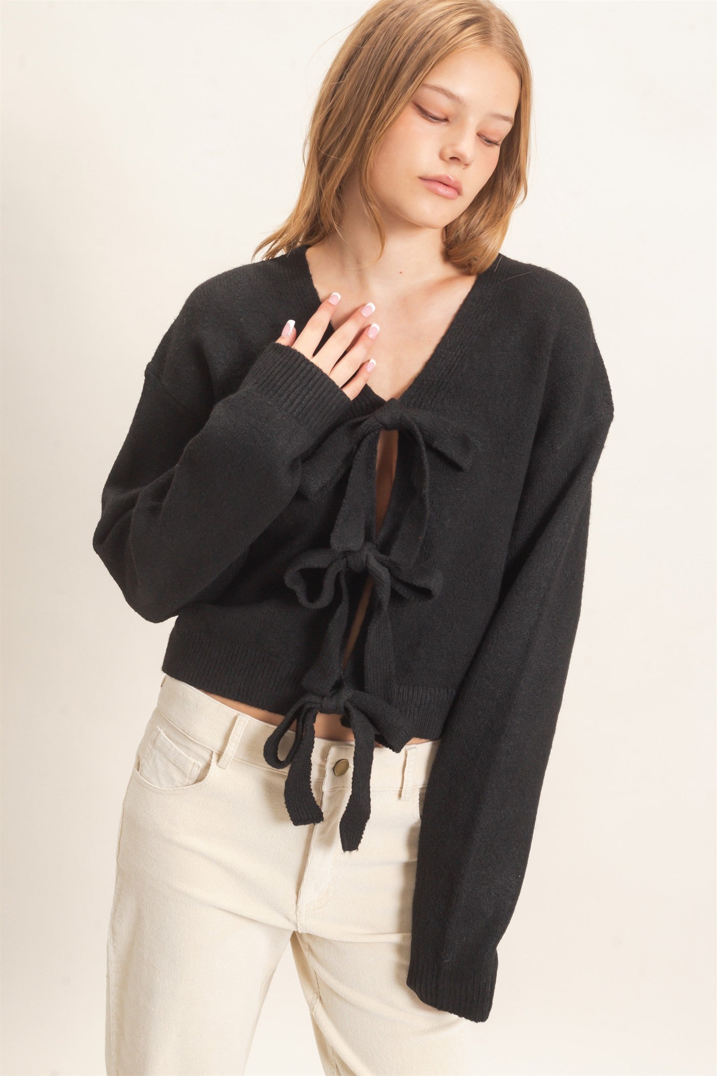 Wholesale Two-Way Bow Tie Sweater Sweaters HF26E167 BLACK HYFVE