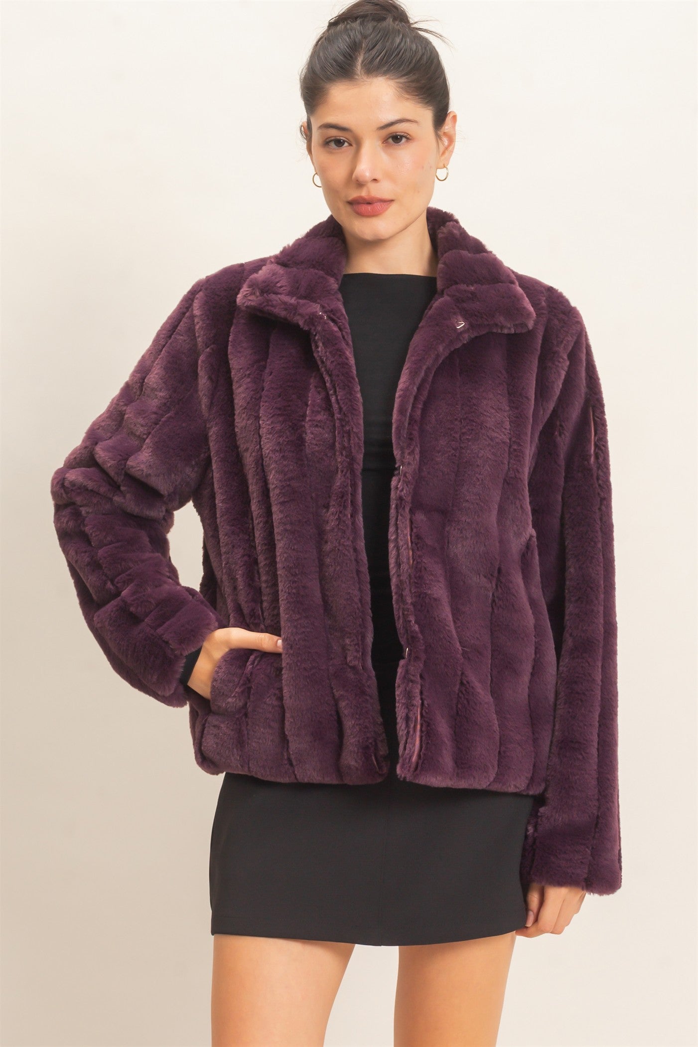 Wholesale Faux Fur Jacket Coats & Jackets HF26F203 PLUM WINE HYFVE