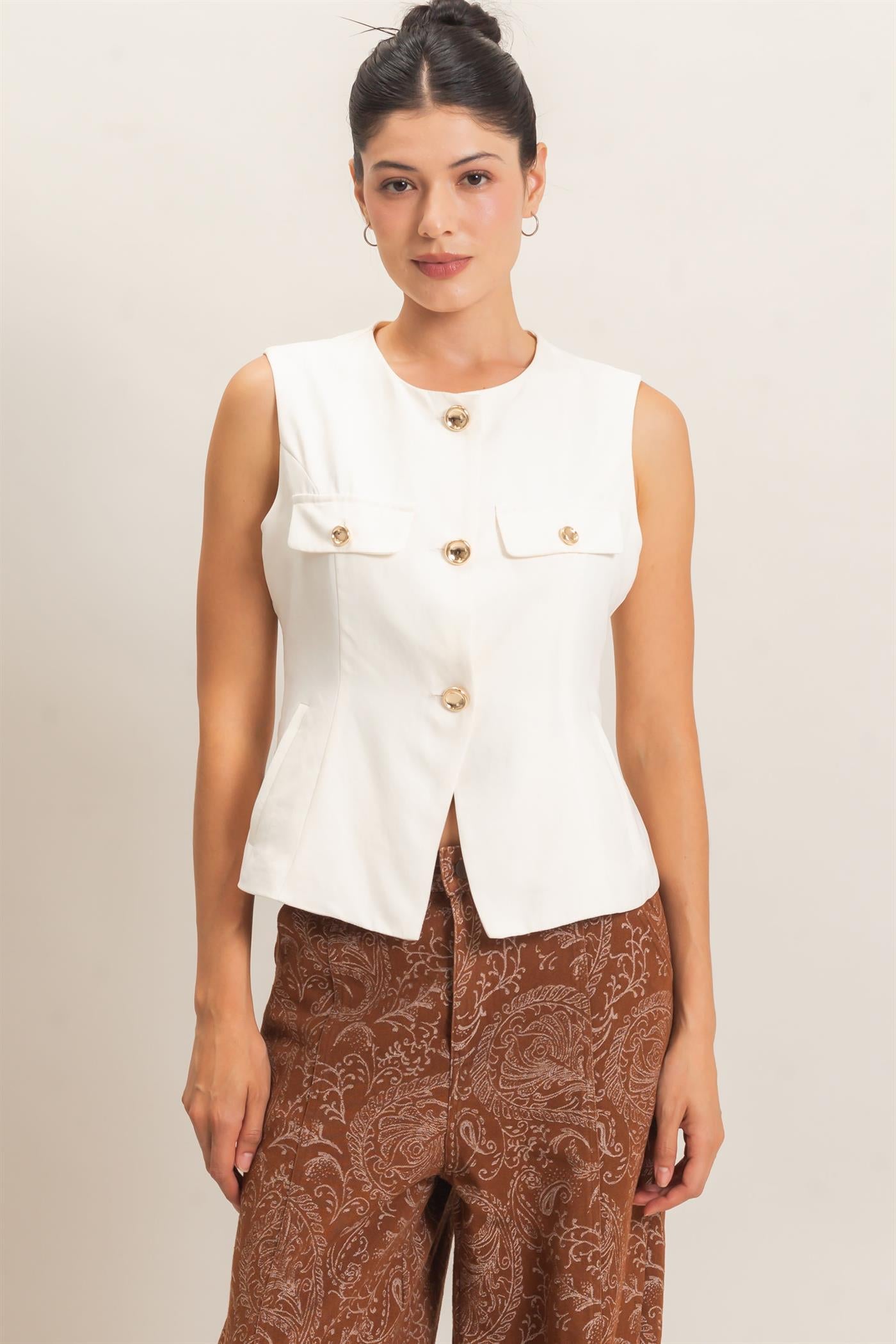 Wholesale Buttoned Sleeveless Utility Vest Vests HF26E929 CREAM HYFVE
