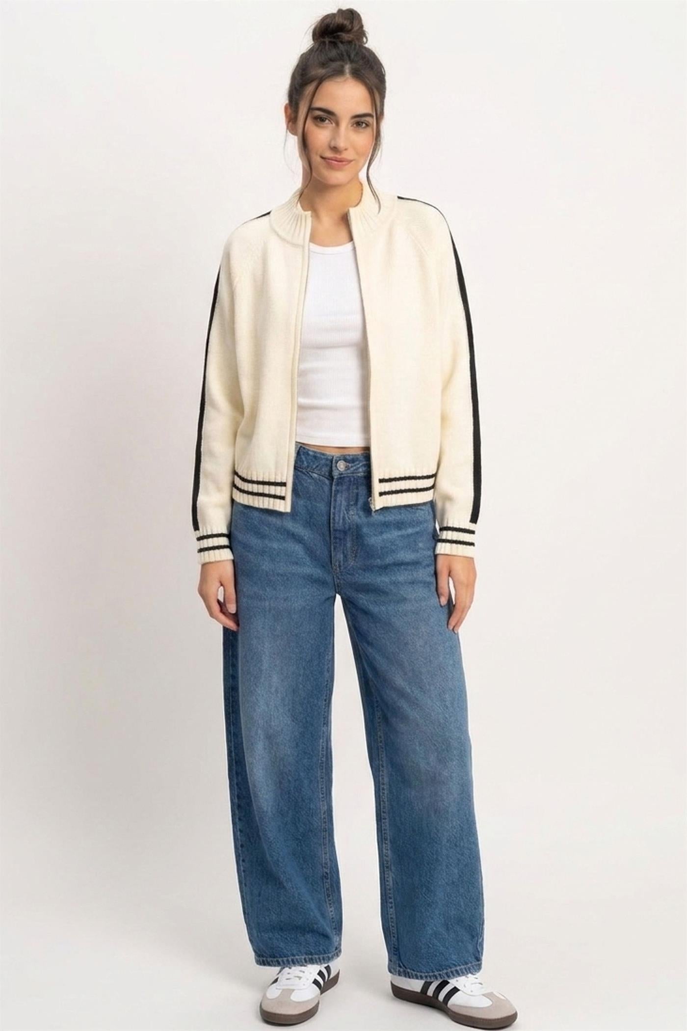 Wholesale Contrast Stripe Zip-Up Sweater Sweaters DZ26E861 CREAM DOUBLE ZERO