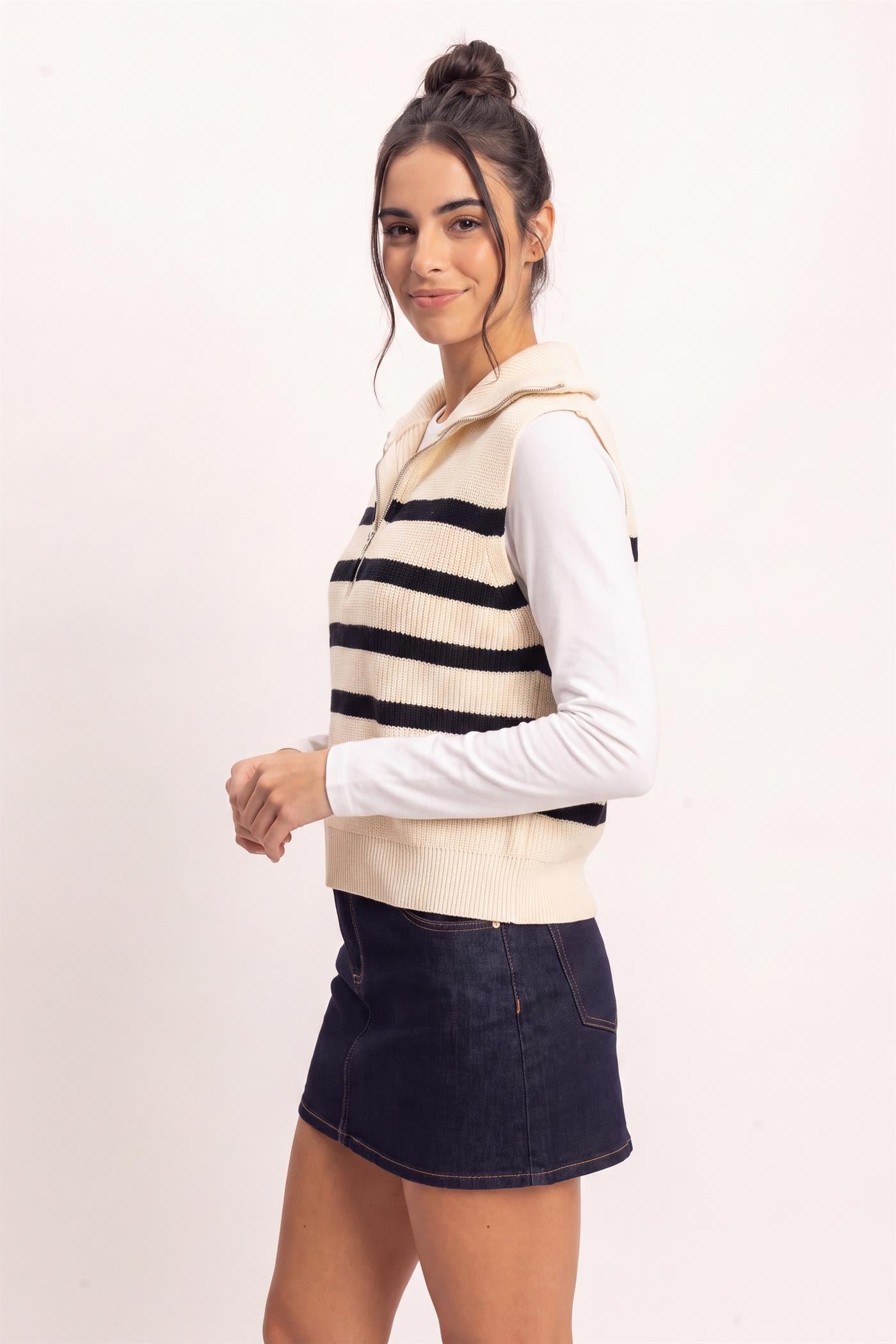 Wholesale Half-Zip Sleeveless Stripe Sweater Sweaters DZ26E951 CREAM DOUBLE ZERO
