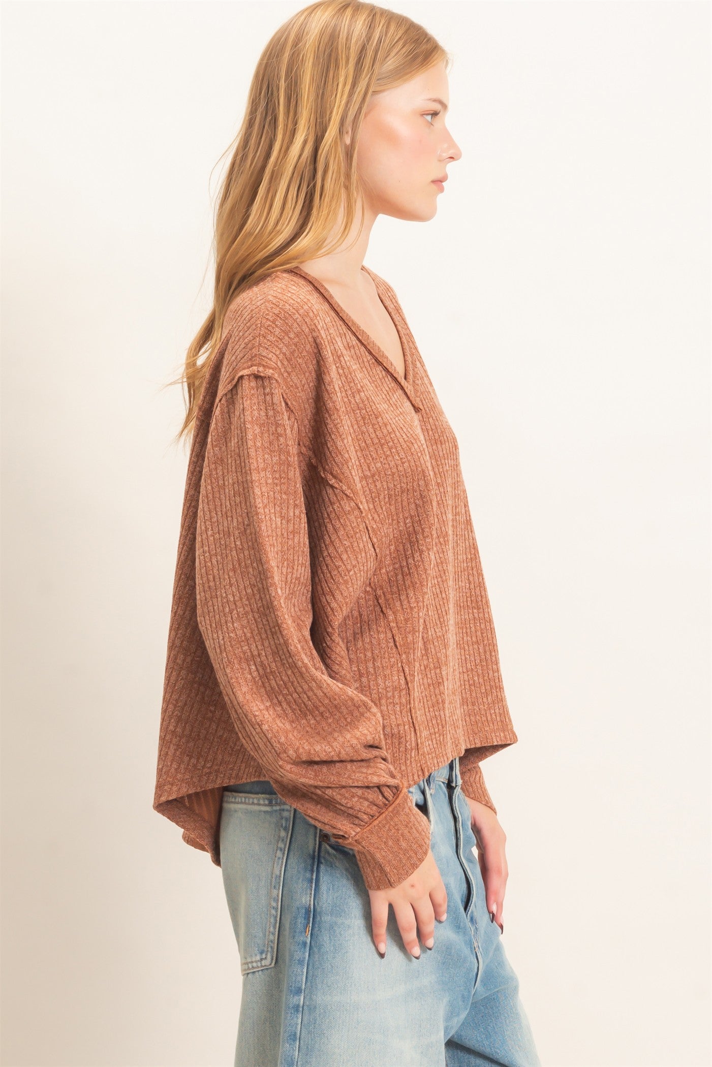 Wholesale Ribbed V-Neck Knit Top Shirts HF26F351 BRICK HYFVE