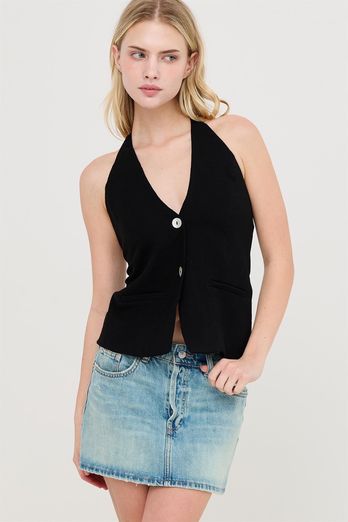 Wholesale Button Front Halter Top Clothing Tops HF26C130 BLACK HYFVE